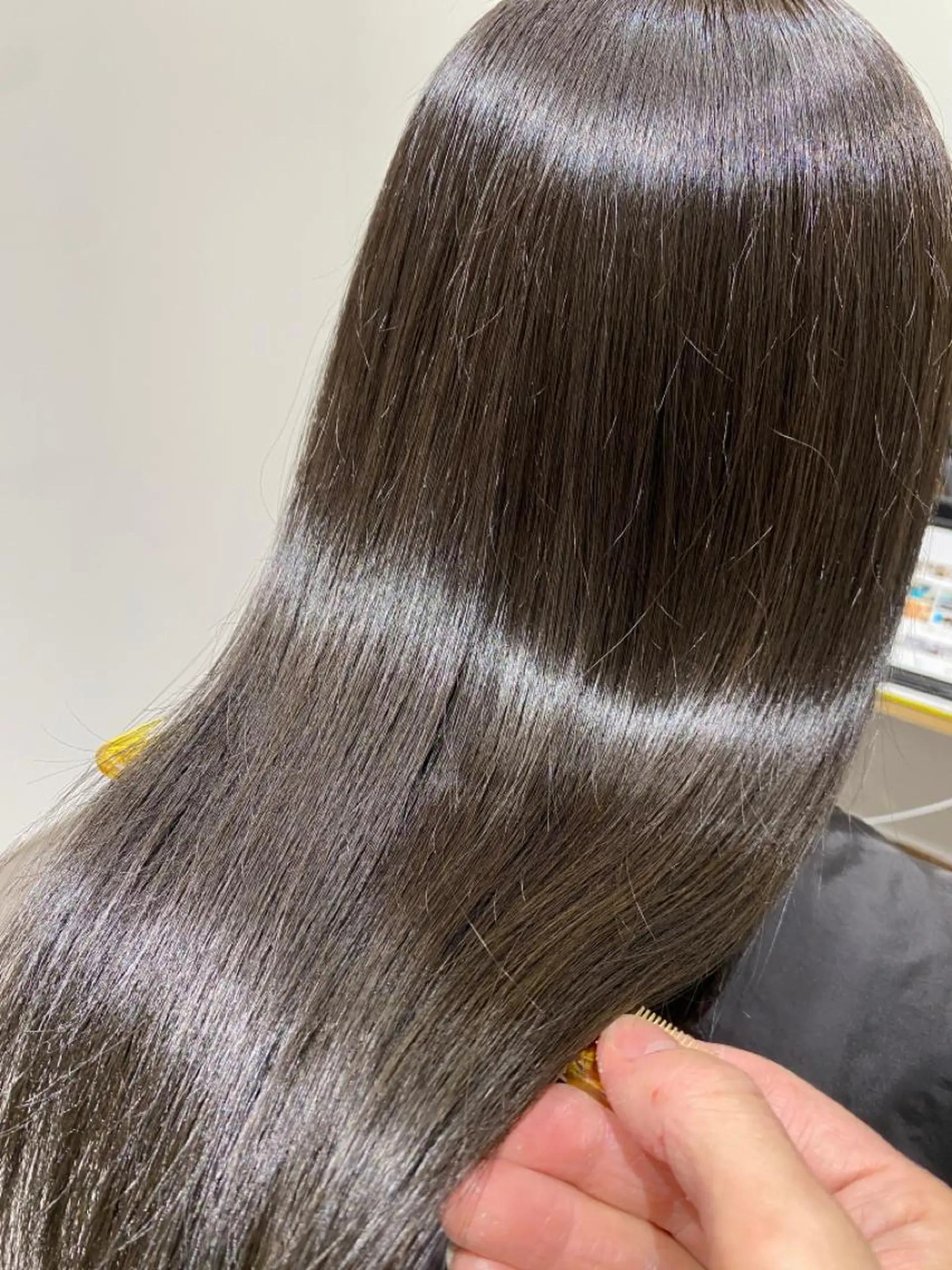 セミロング カラー 髪質改善 縮毛矯正 トリートメント ヘアカラー トリートメント ヘッドスパ 髪質改善・育髪サロンABELIA所属・大西 敦之のヘアスタイル