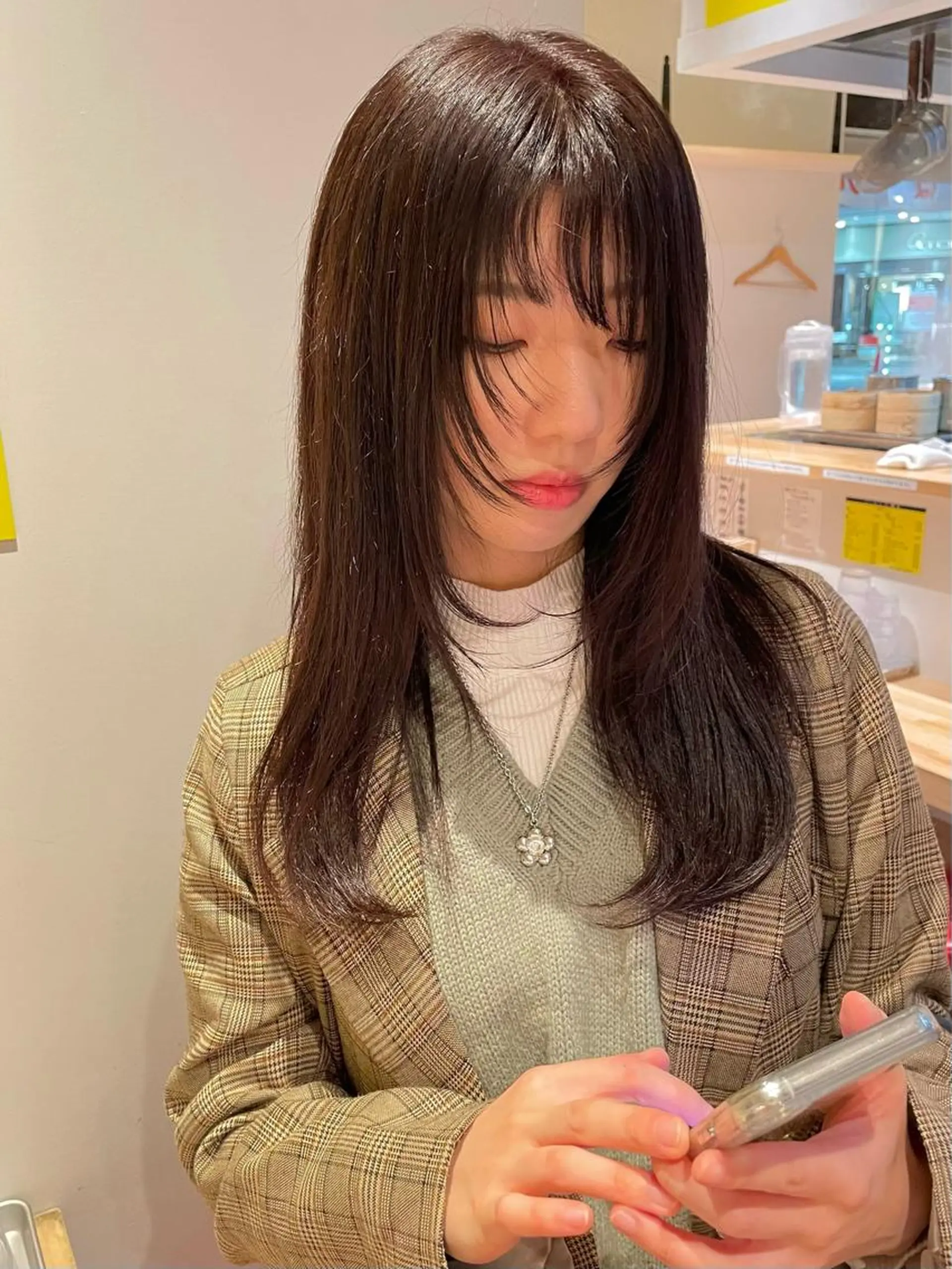 ロング カラー 顔周りカット 塩谷 雪花のヘアスタイル