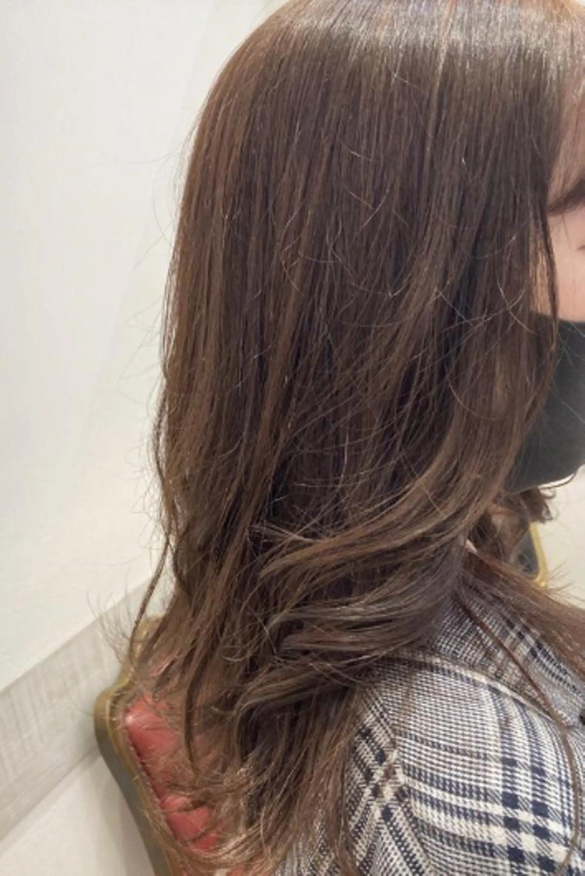 ロング カラー ヘアアレンジ ベージュカラー フォギーベージュ 佐藤 睦月のヘアスタイル