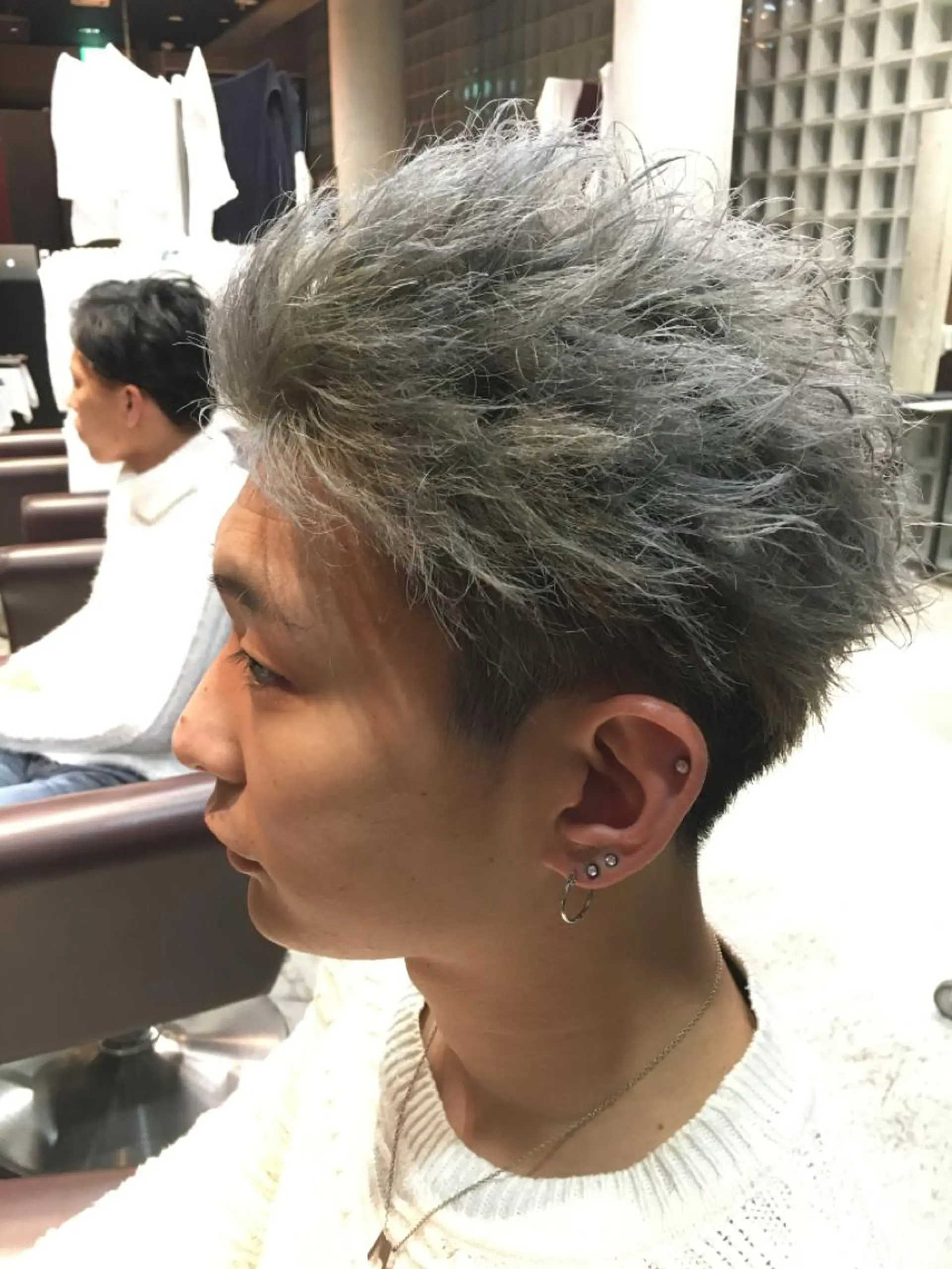 ショート メンズ メンズパーマ メンズツイストパーマ ツイストパーマ AUTHENTIC private mens hair salon所属・完全個室マンツーマン メンズサロン草野貴樹のヘアスタイル