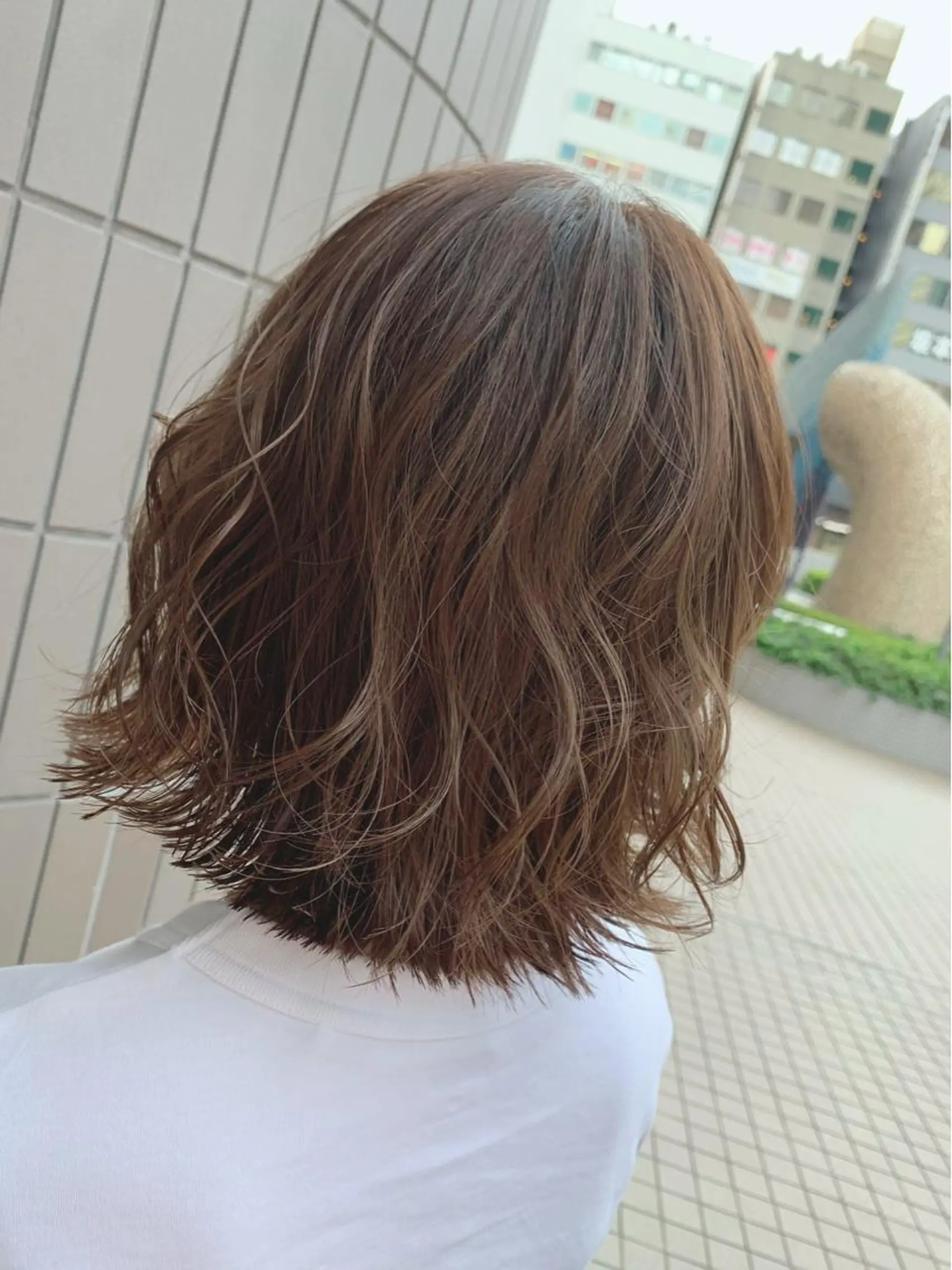 ミディアム カラー グレージュ カット トリートメント Zina天王寺 CHIAKIのヘアスタイル