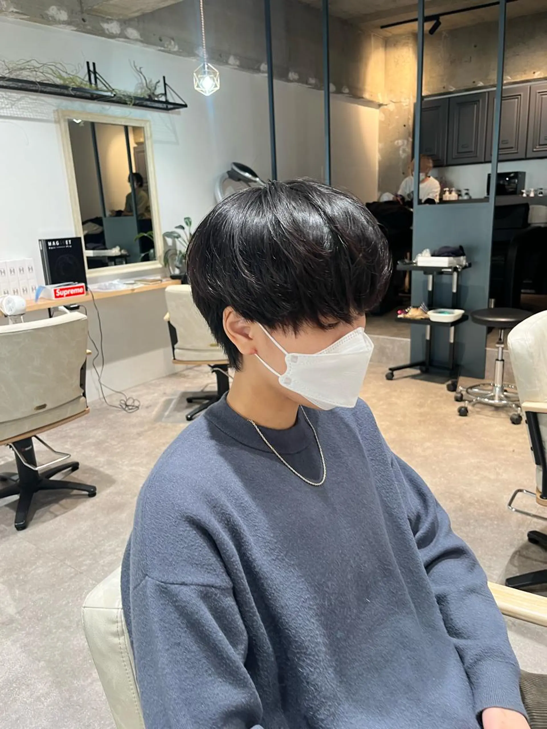 ショート カット ZEST kalon RINAのヘアスタイル