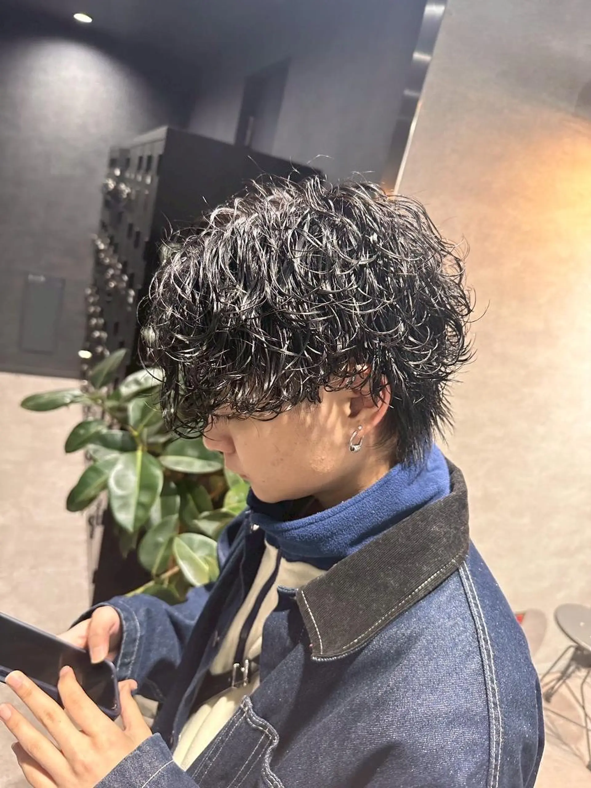 ミディアム パーマ メンズ カラー カット ヘアカラー パーマ 🔥メンズ特化🔥 藍斗のヘアスタイル