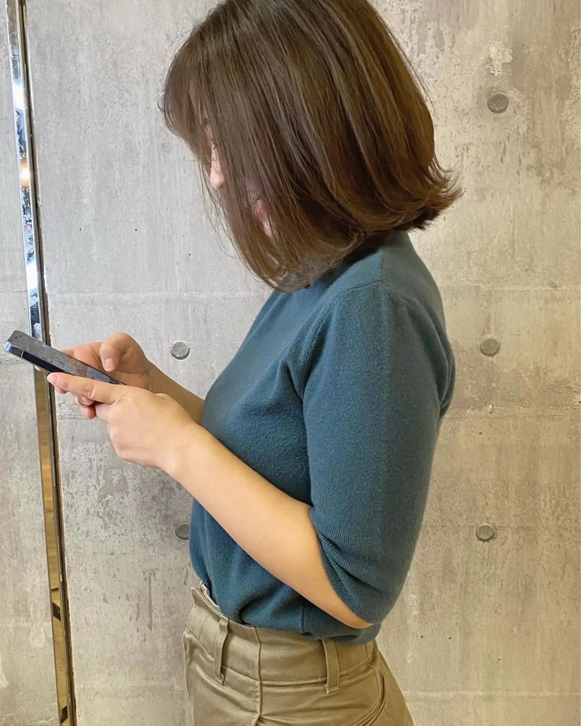 ショート カラー 透明感カラー ボブ カット ヘアカラー トリートメント 髪質改善ｶﾗｰ ｹｱﾌﾞﾘｰﾁ/ﾀﾑのヘアスタイル