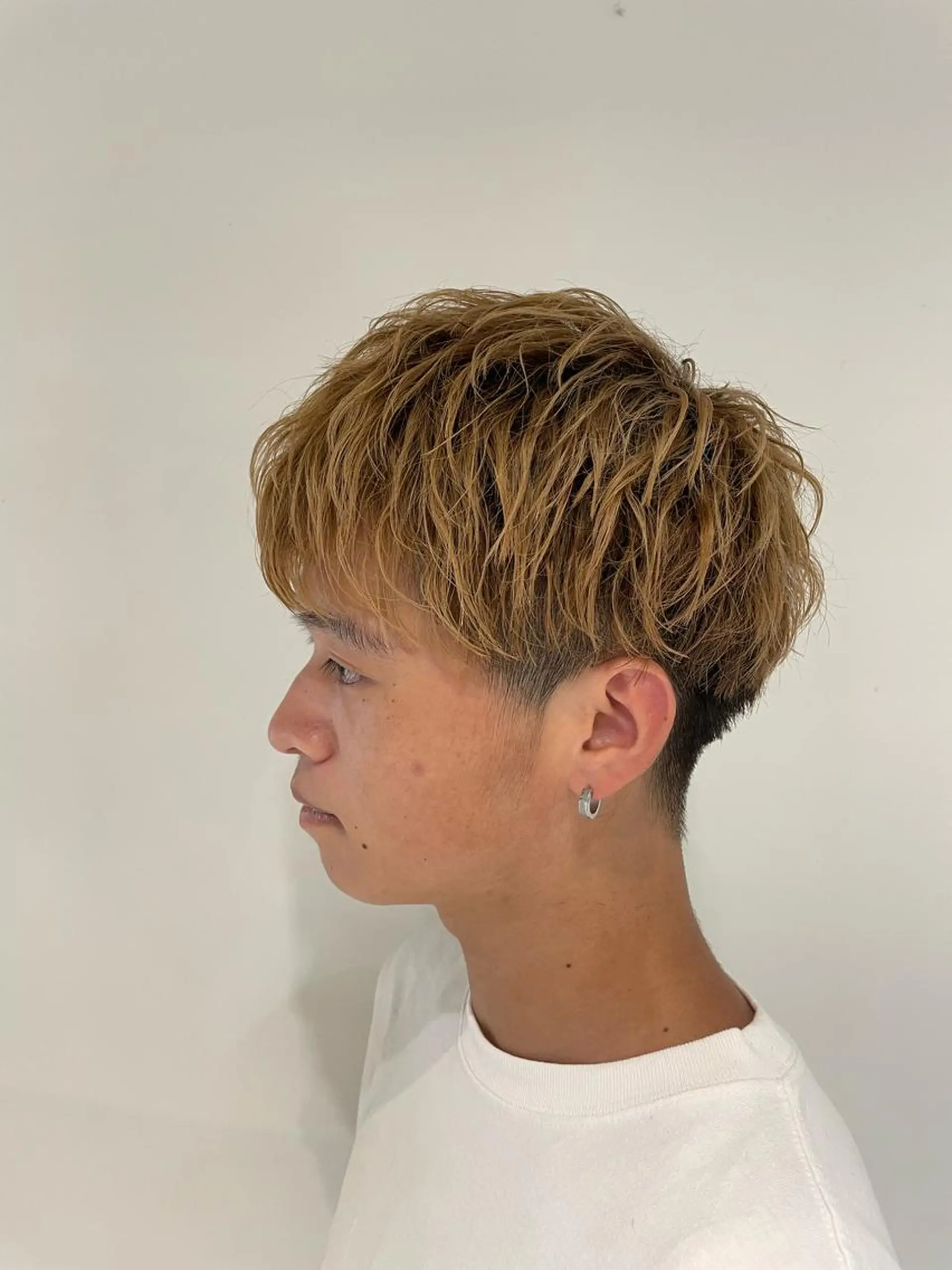 ショート カラー カット 鈴木大翔 当日予約大歓迎のヘアスタイル