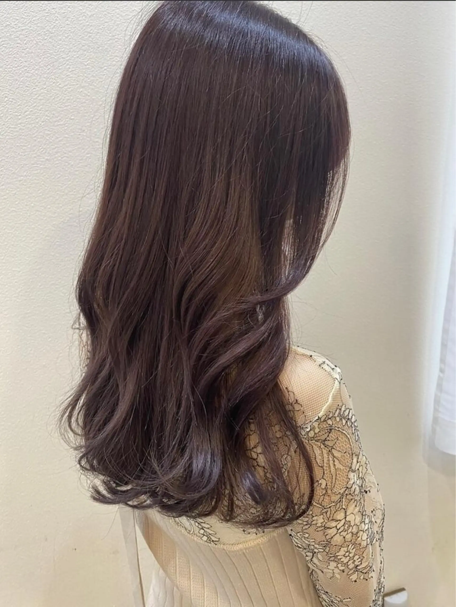 ミディアム 縮毛矯正×韓国ヘア 🇰🇷小笠原のヘアスタイル