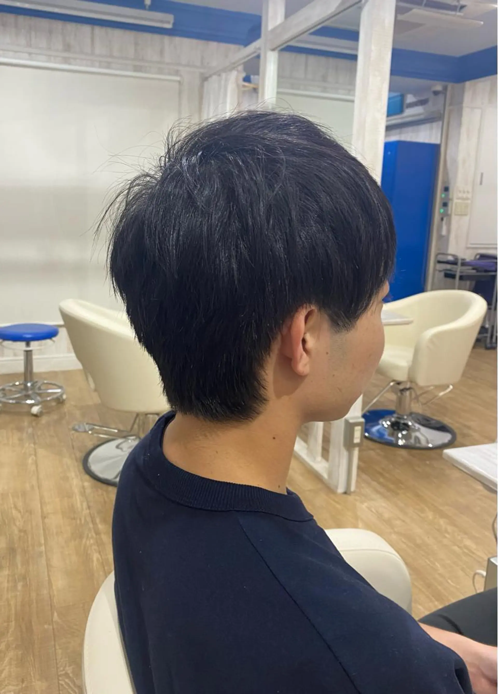 ショート ハイトーン・デザイン Shoseiのヘアスタイル