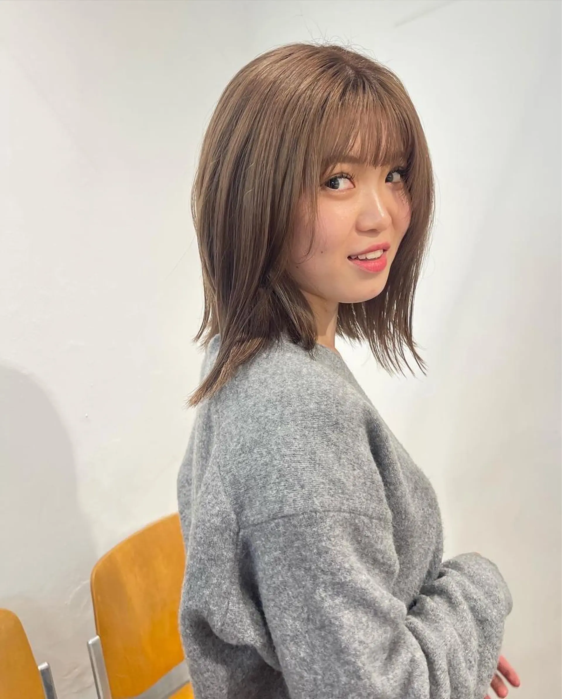 カラー グレージュ Terve.野崎 真里奈/暖色ベージュのヘアスタイル
