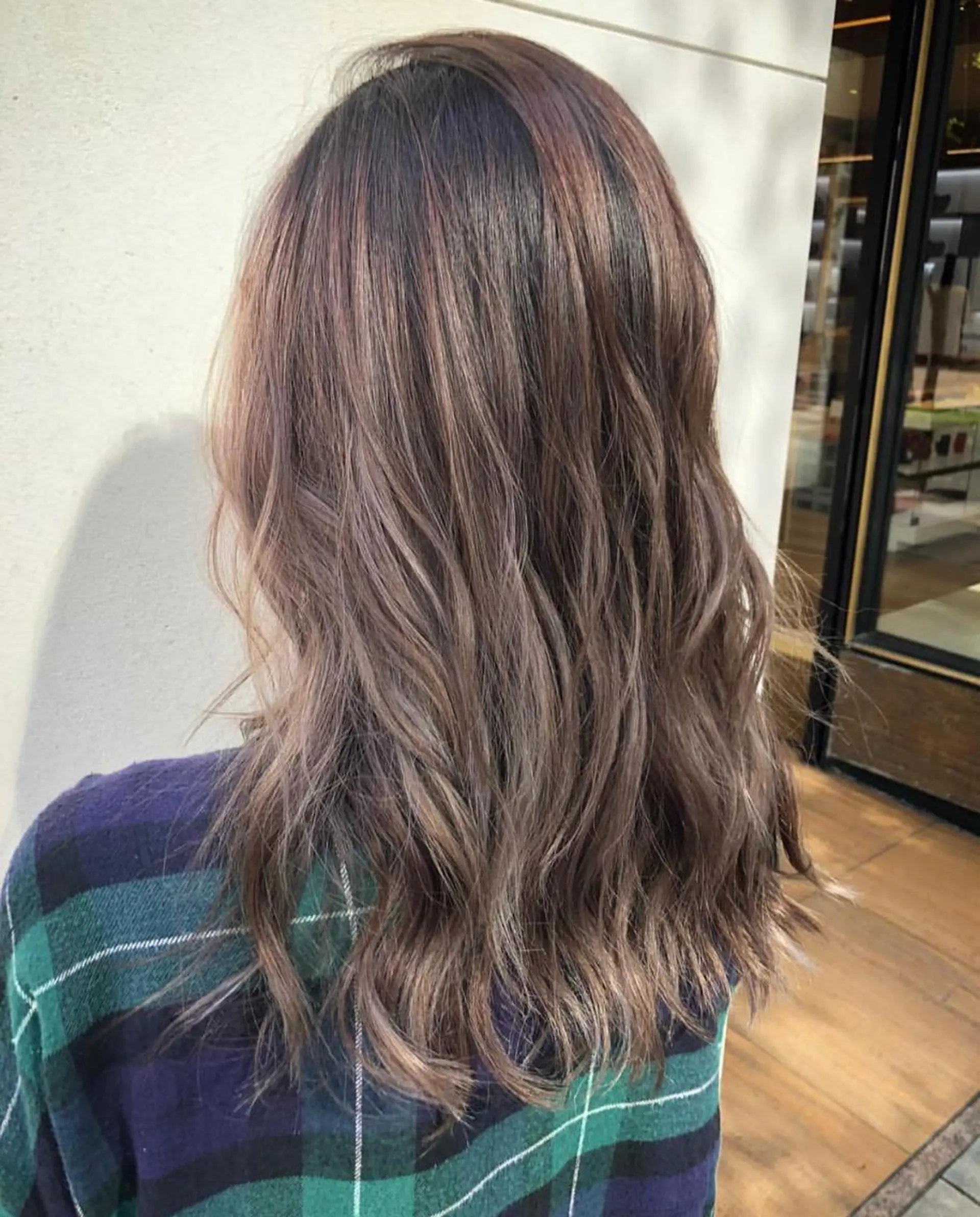 ロング ハイライト レイヤーカット salowin 原宿 aroa所属・韓国／ハッシュカット ／透明感カラー／金野のヘアスタイル