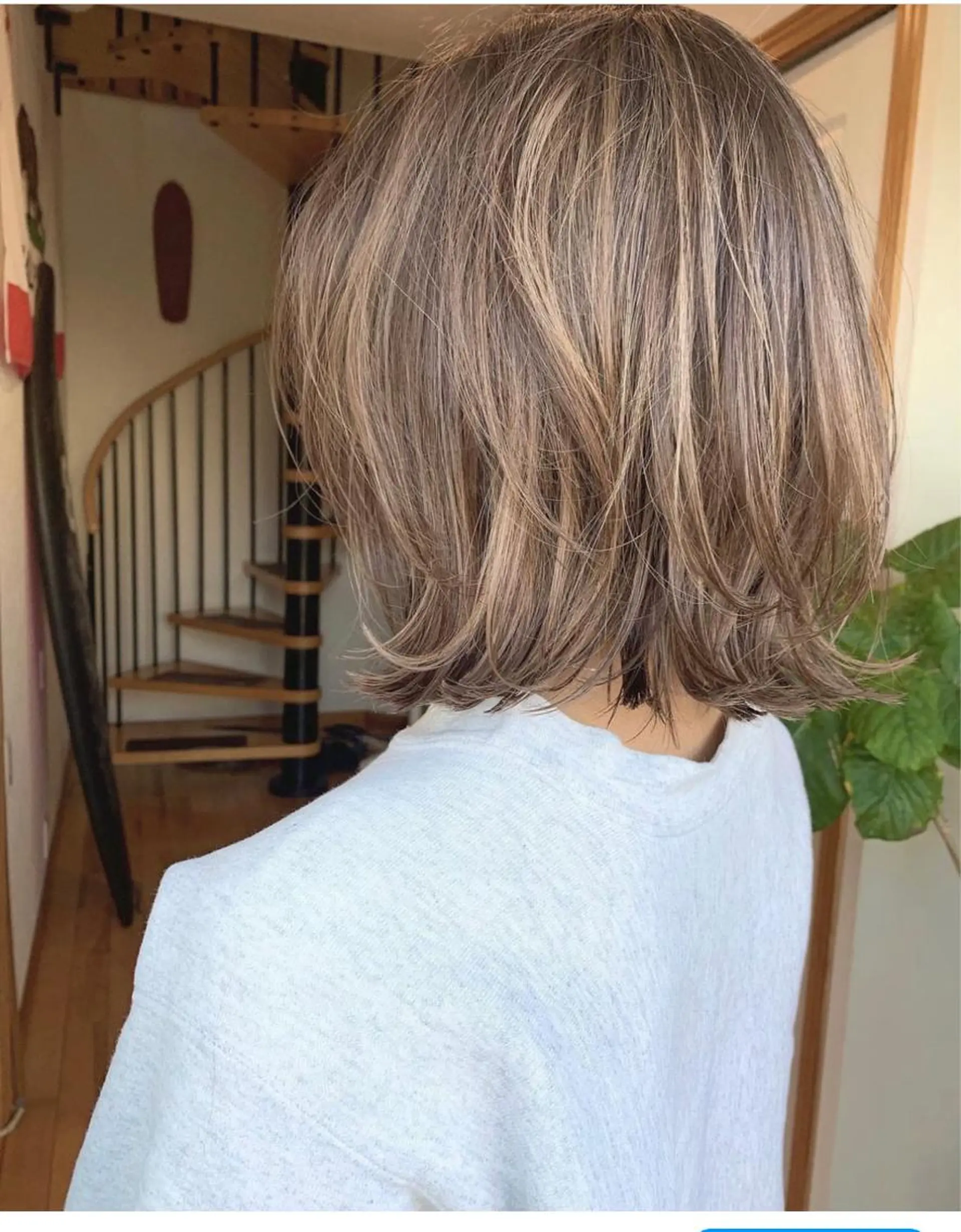 ショート ヘアカラー トリートメント 青山 airaのヘアスタイル