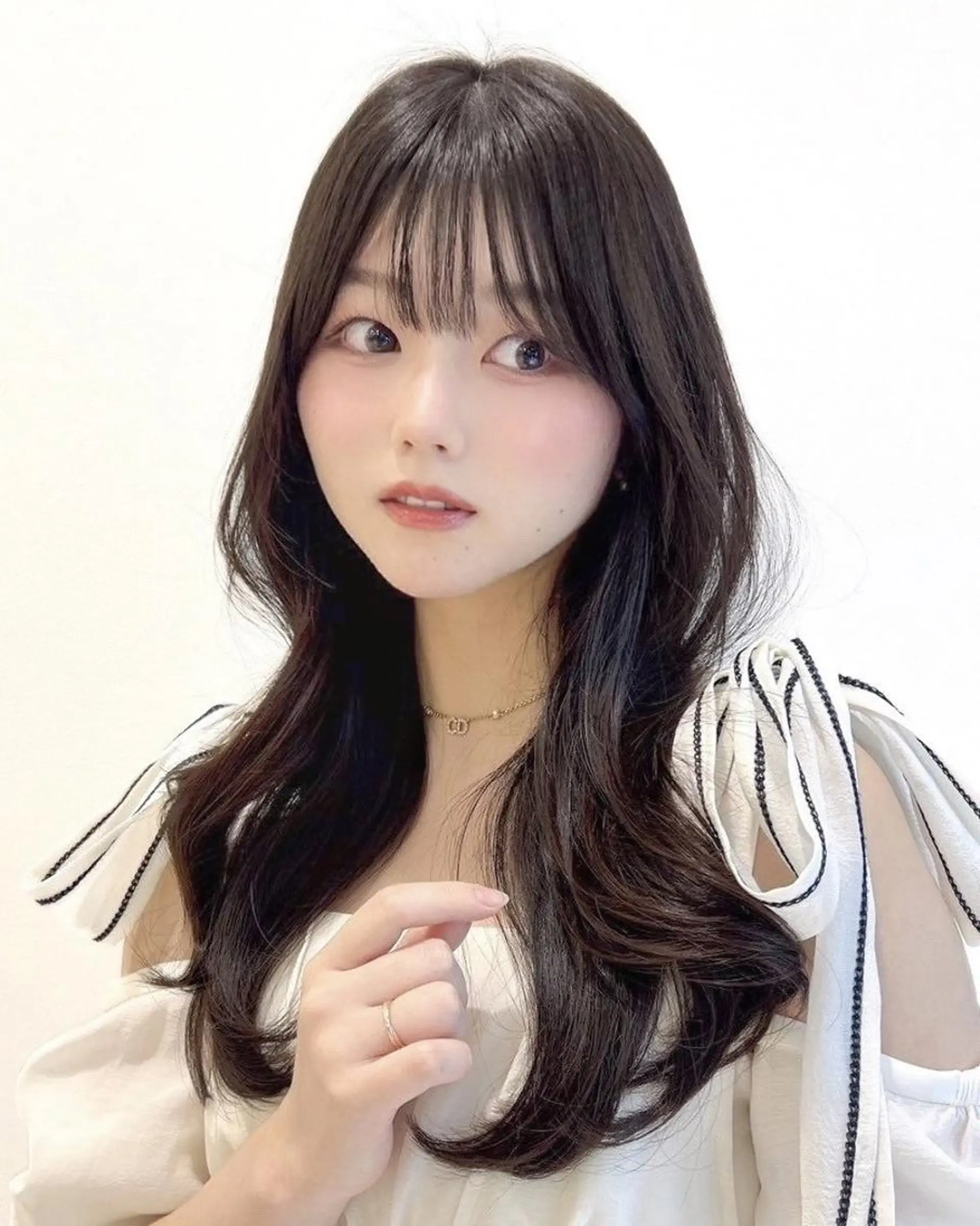 ロング カラー 韓国ベージュ🇰🇷 レイヤー🤍SHEのヘアスタイル