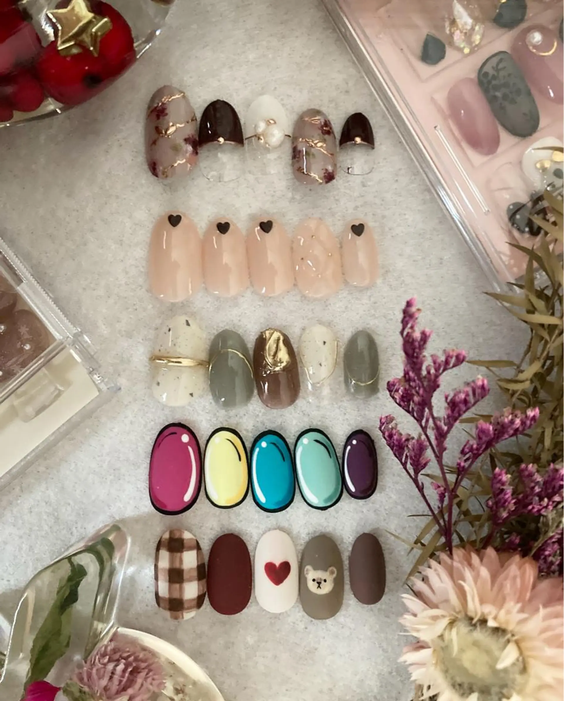 ネイル 山田 美紀のネイルデザイン