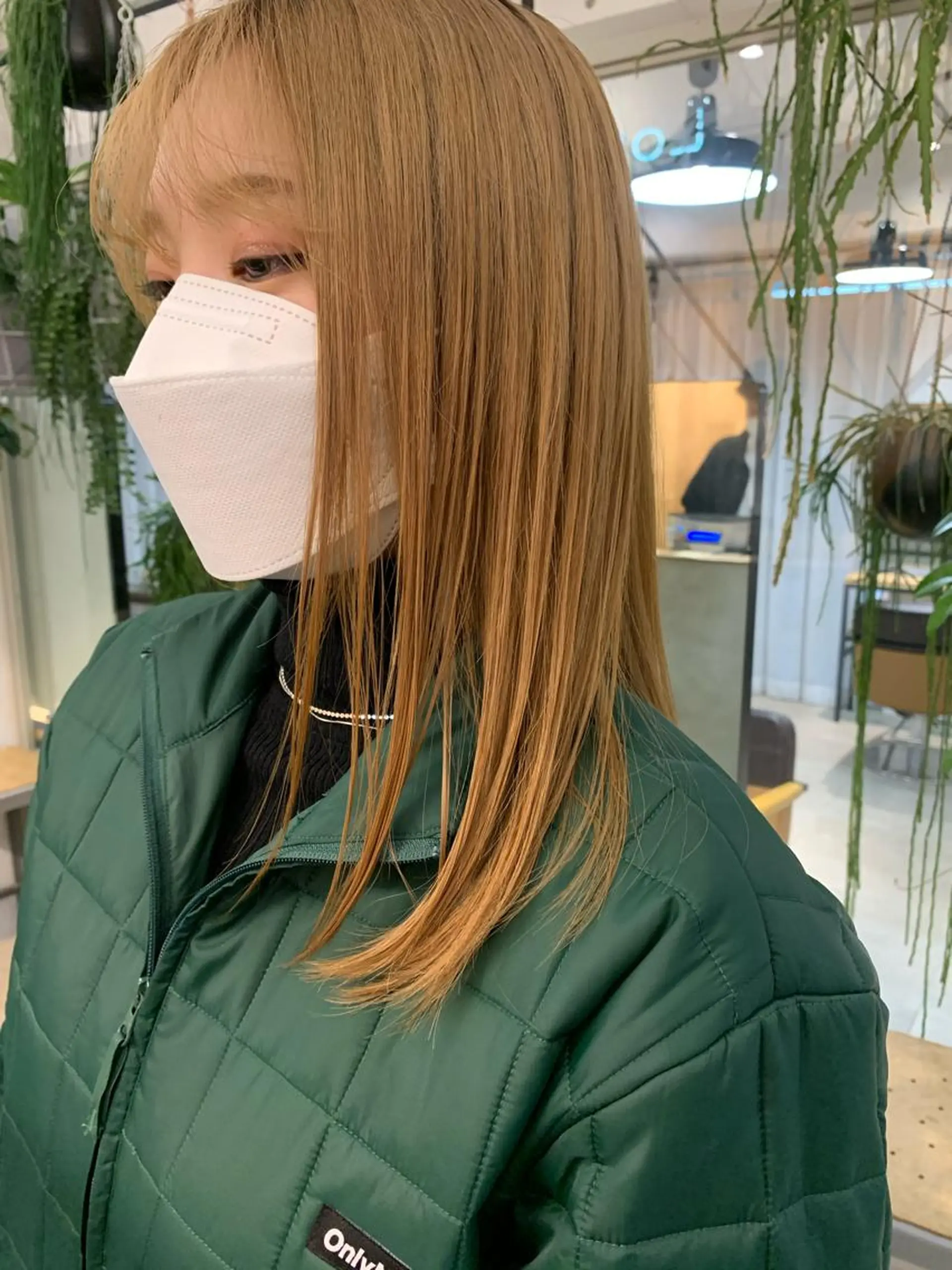 カラー ヘアカラー 小顔レイヤー×コンパ クトボブ/林隆平のヘアスタイル