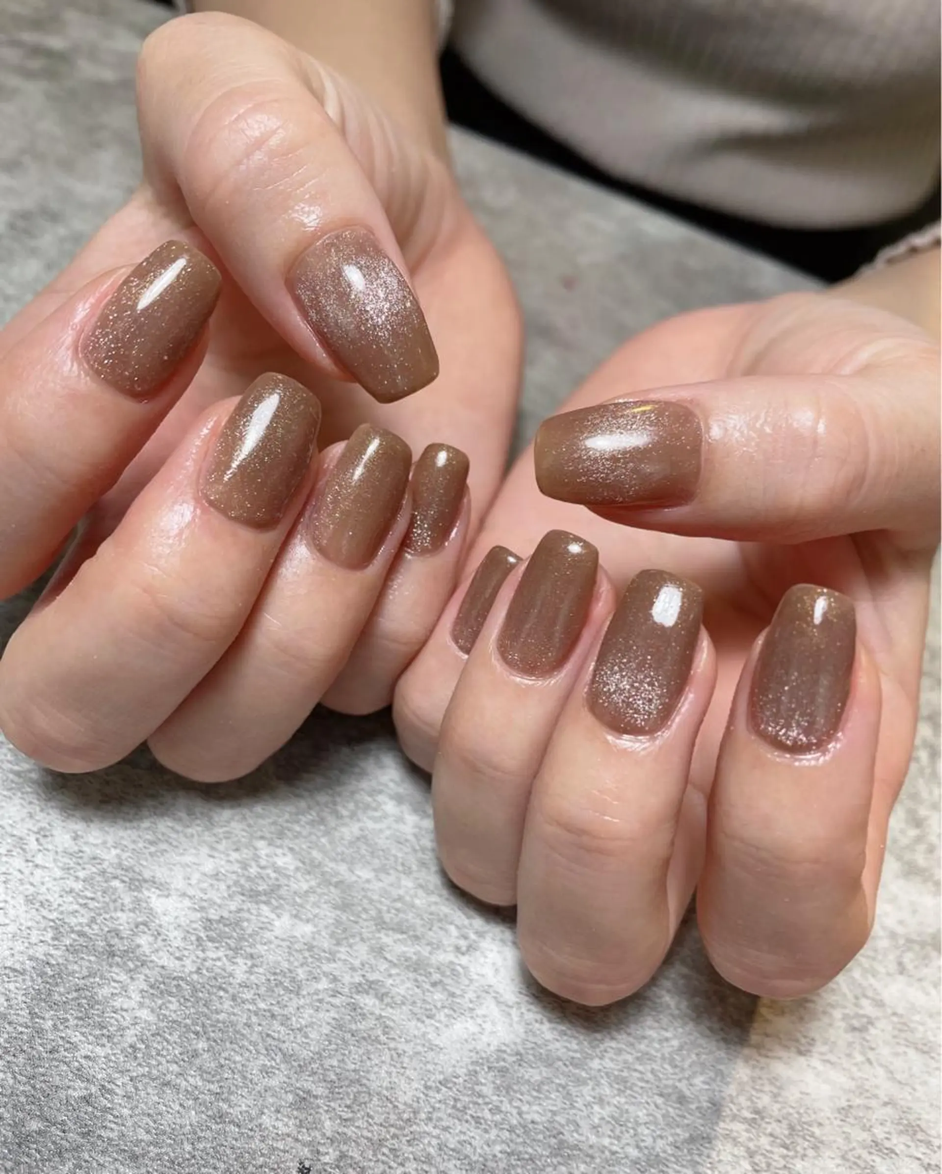 ネイル ブラウン マグネットネイル ニュアンスネイル ワンカラーネイル ハンドネイル ma riのネイルデザイン