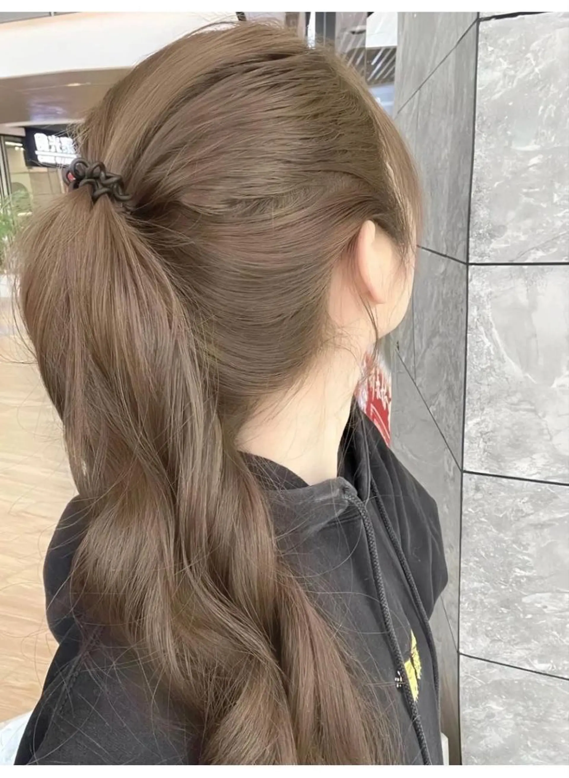 ロング カラー ヘアカラー トリートメント ヘッドスパ ヘアセット ナチュラルベージュ 🧸yuuna🧋のヘアスタイル