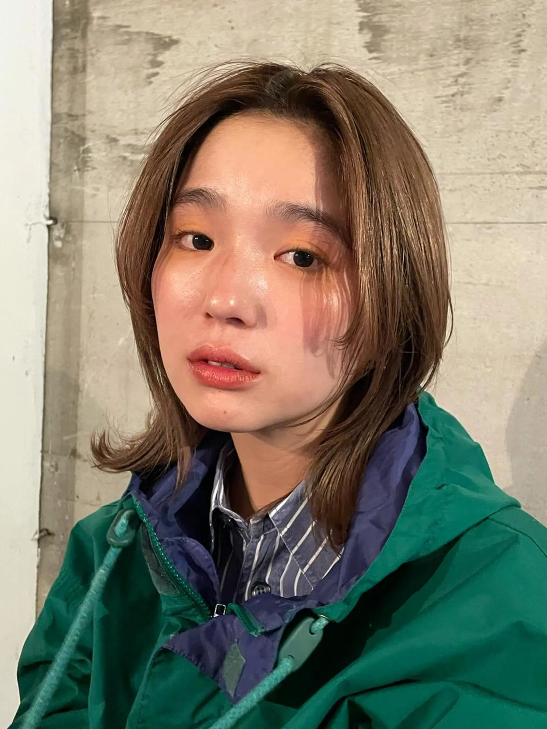 ミディアム カラー LOREN/ miuのヘアスタイル