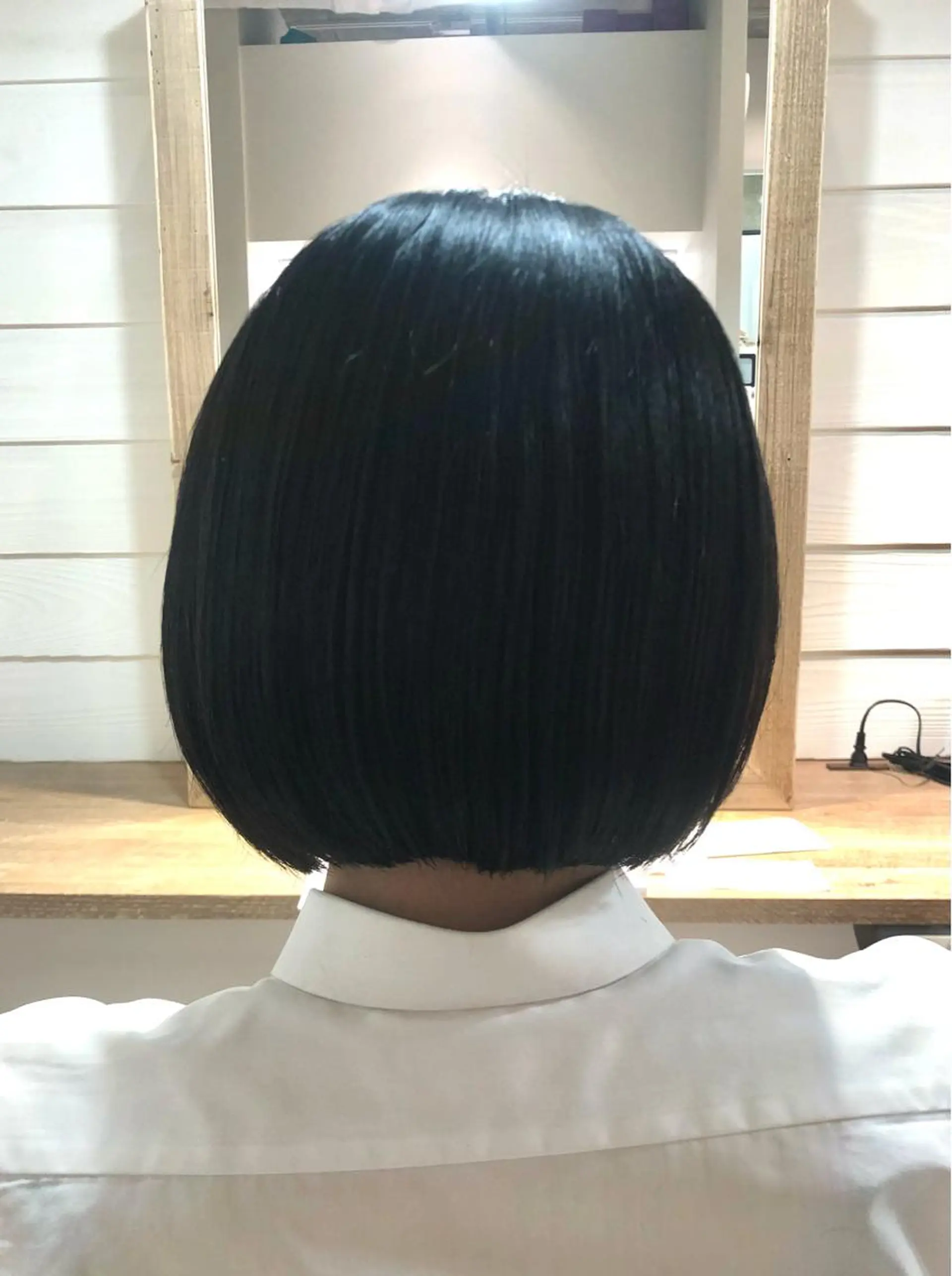 ショート ボブ カット Annie 吉田 裕美のヘアスタイル