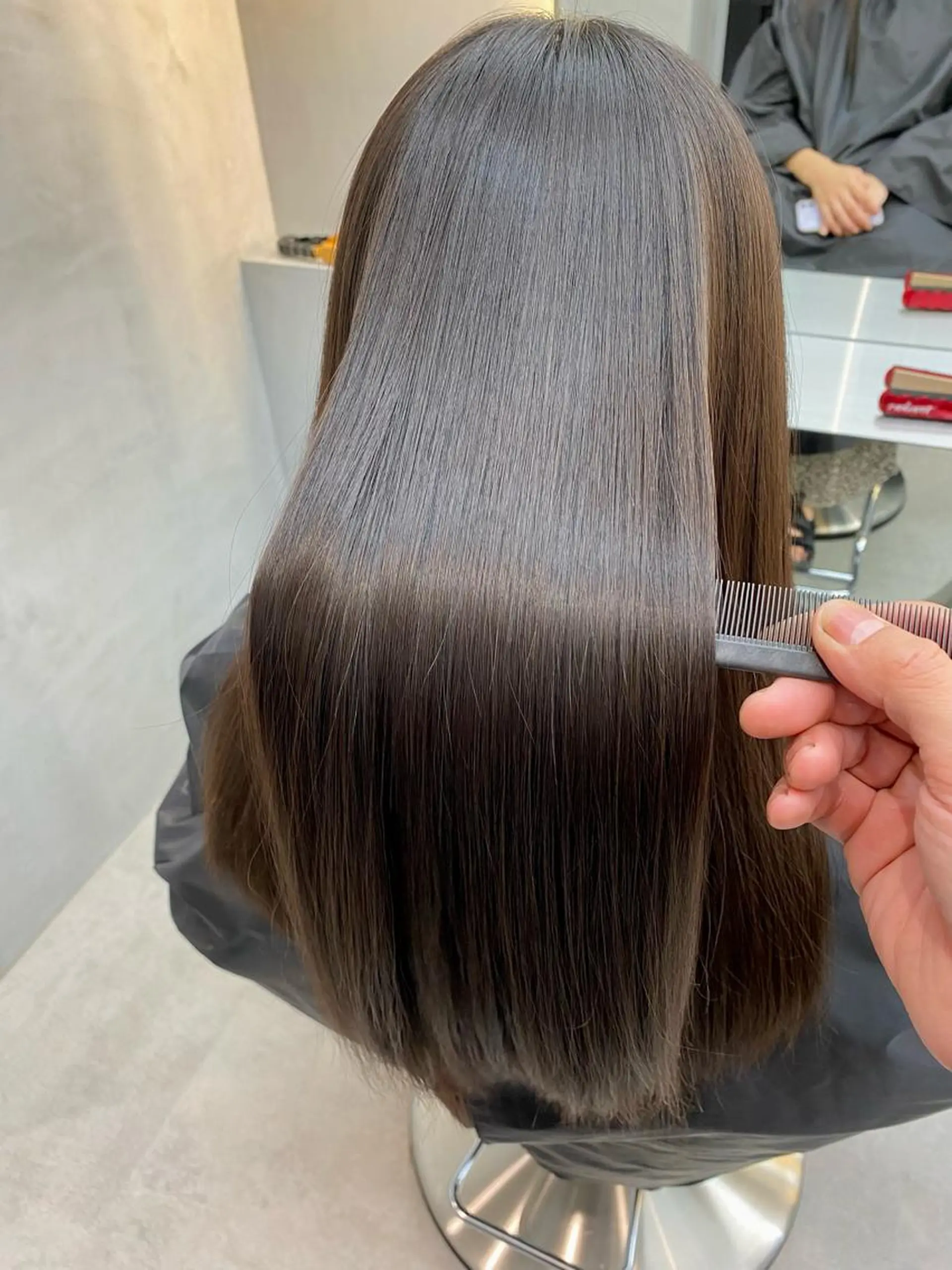 セミロング カラー カット ヘアカラー 縮毛矯正 トリートメント 韓国ヘア/レイヤー/ 縮毛矯正🫧伊勢のヘアスタイル