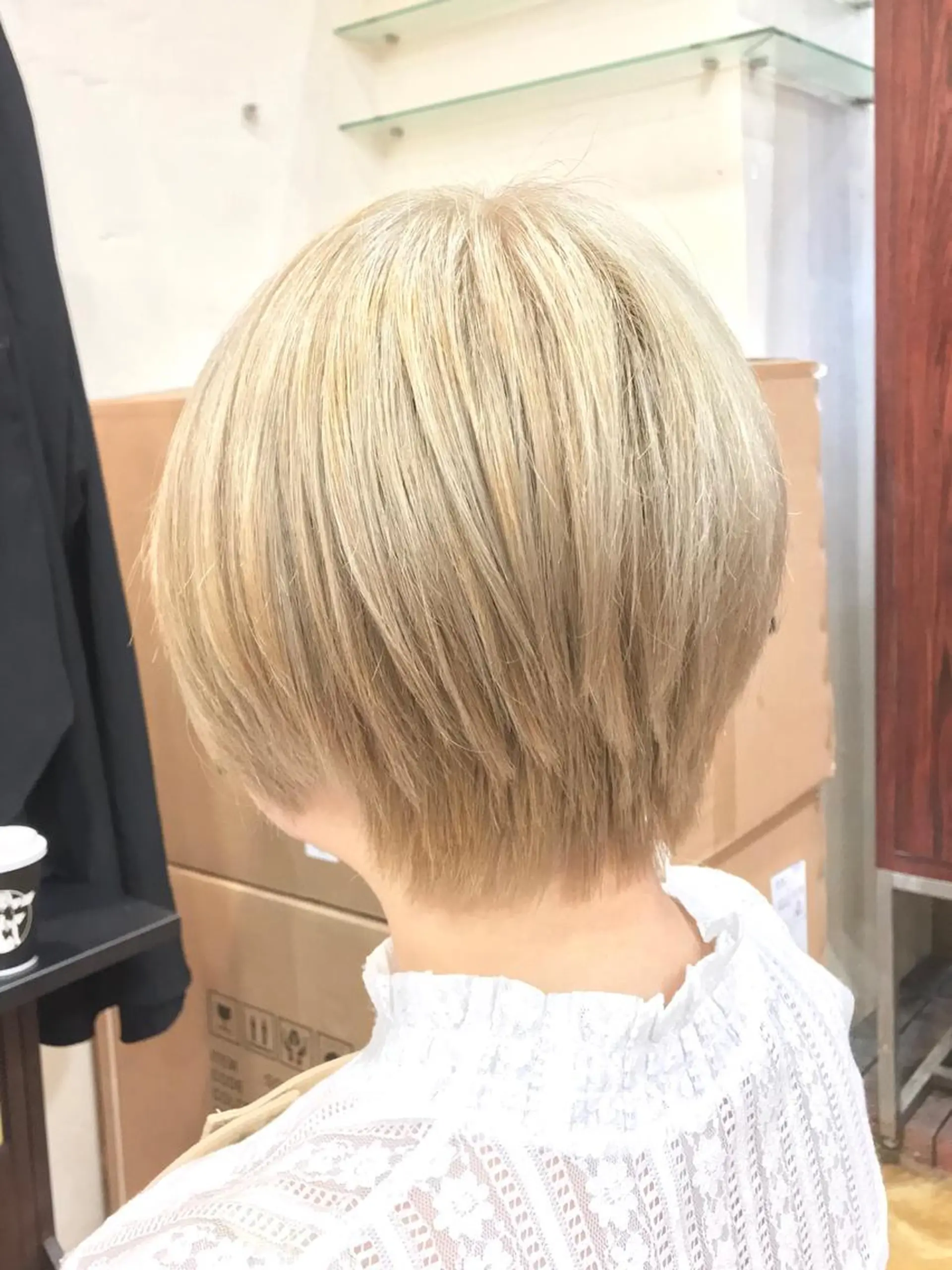 ショート カラー ブリーチ カット トリートメント カラー指名No.1☆ 小林大樹のヘアスタイル