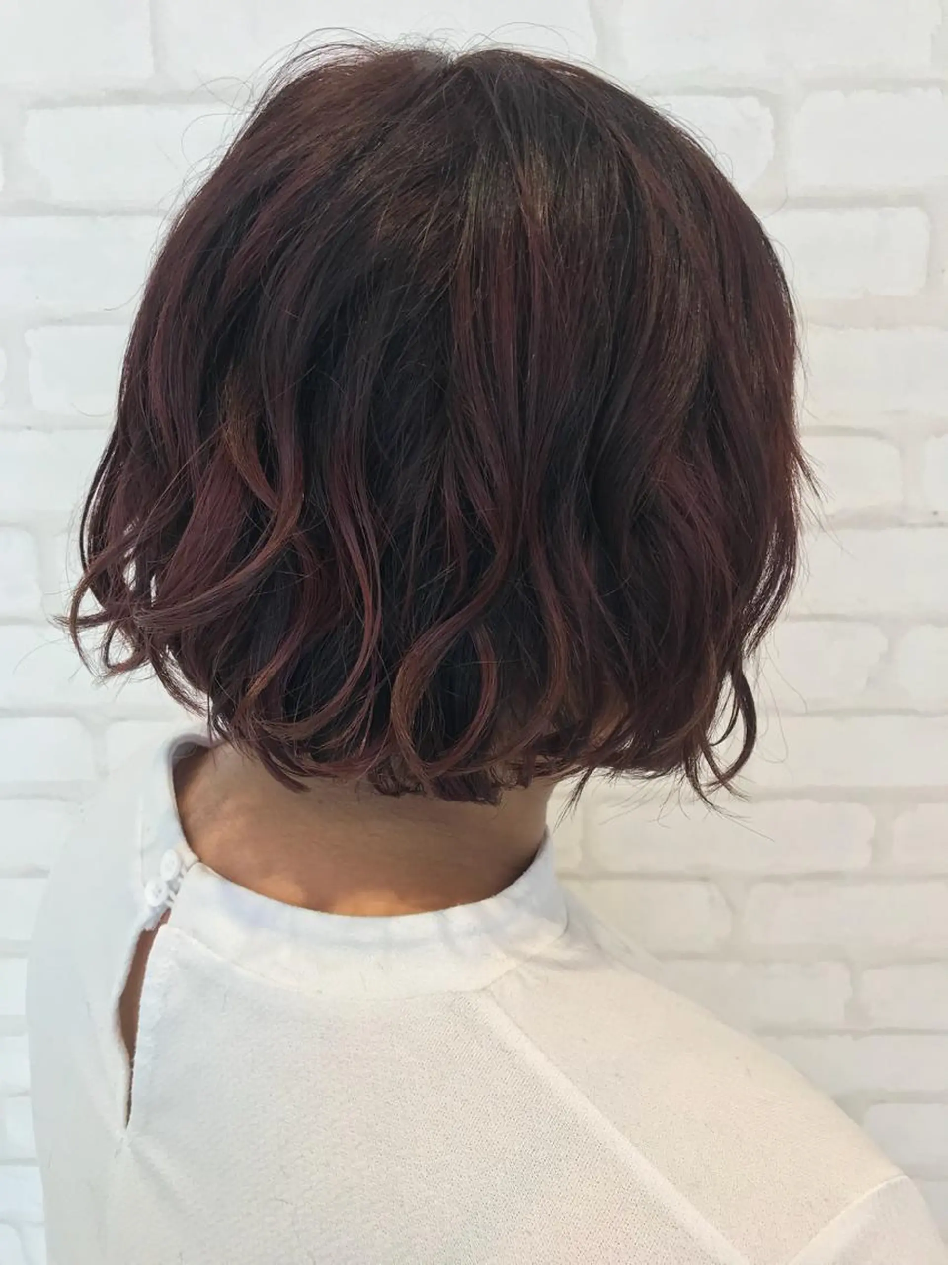 ショート カラー レッドカラー バイオレットカラー 中川 拓弥のヘアスタイル