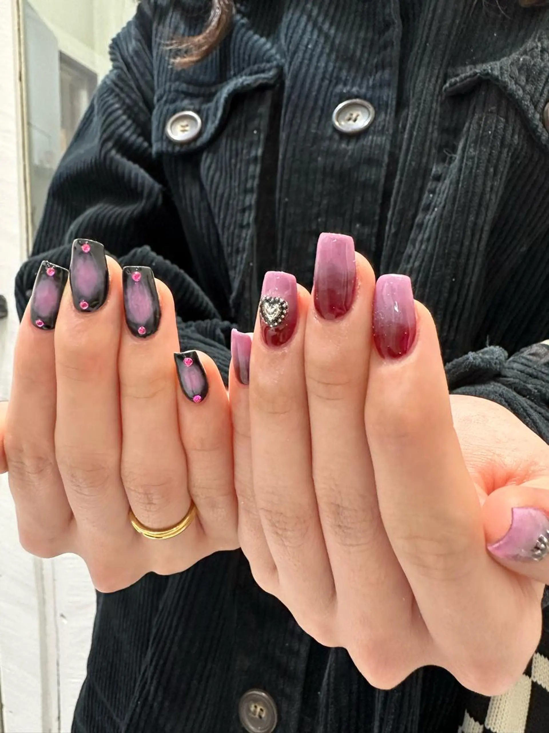 ネイル ハンドネイル フットネイル 個性派ネイル 🌼 ハルカ ♡の眉毛・アイブロウイメージ