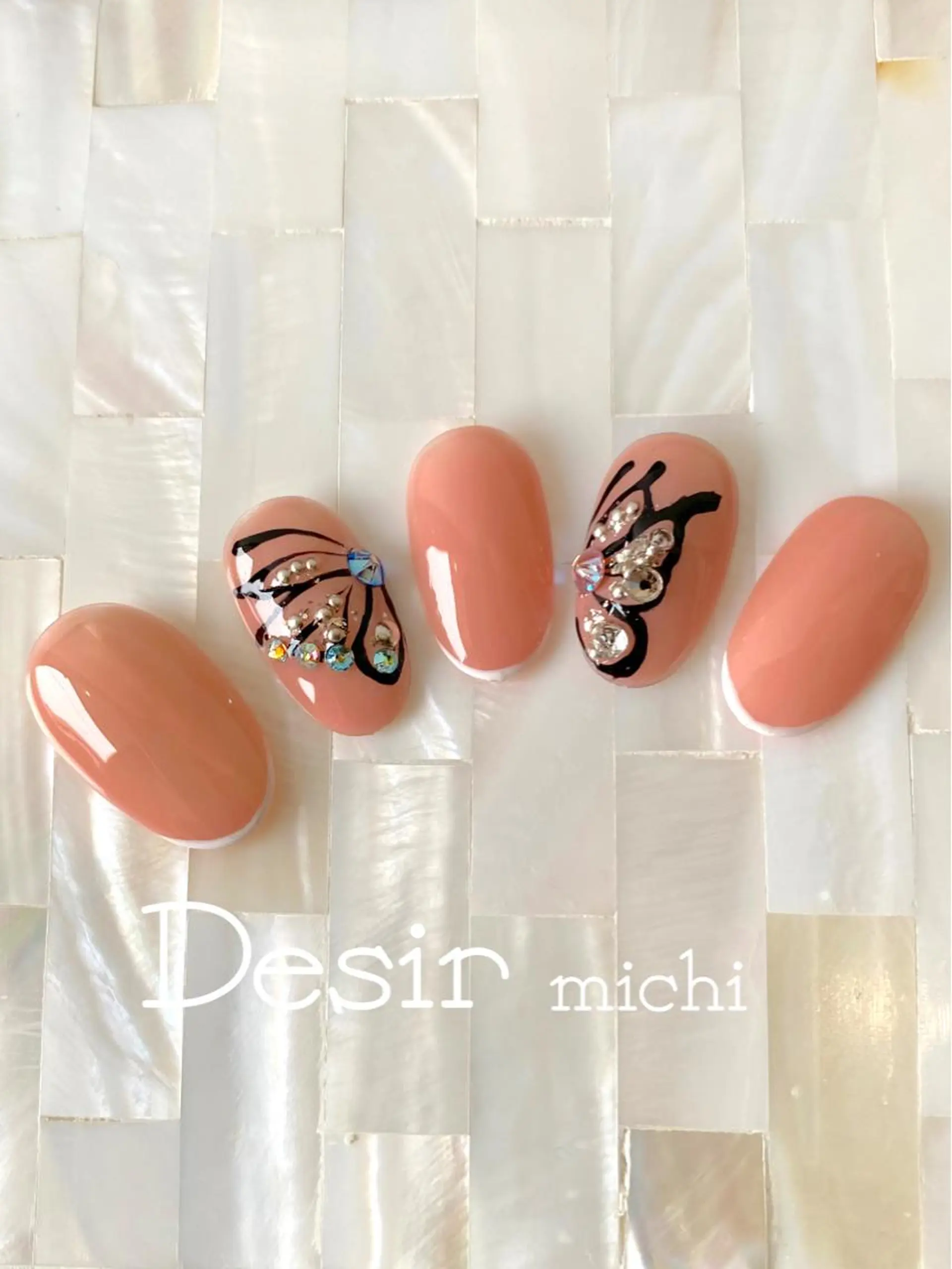 ネイル 伊藤 美智子のネイルデザイン