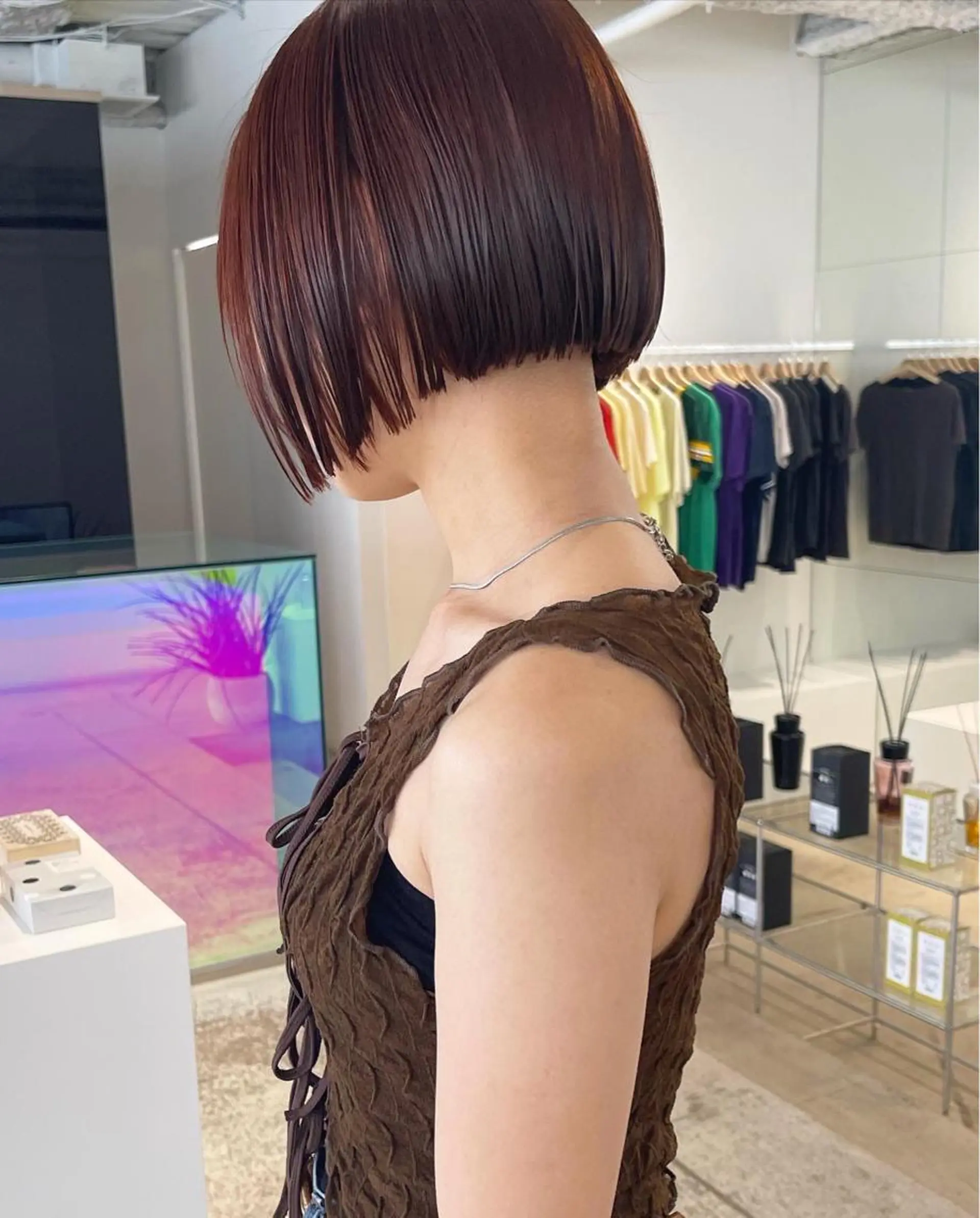 ショート カット ヘアカラー トリートメント oma　袮次金 鈴香のヘアスタイル