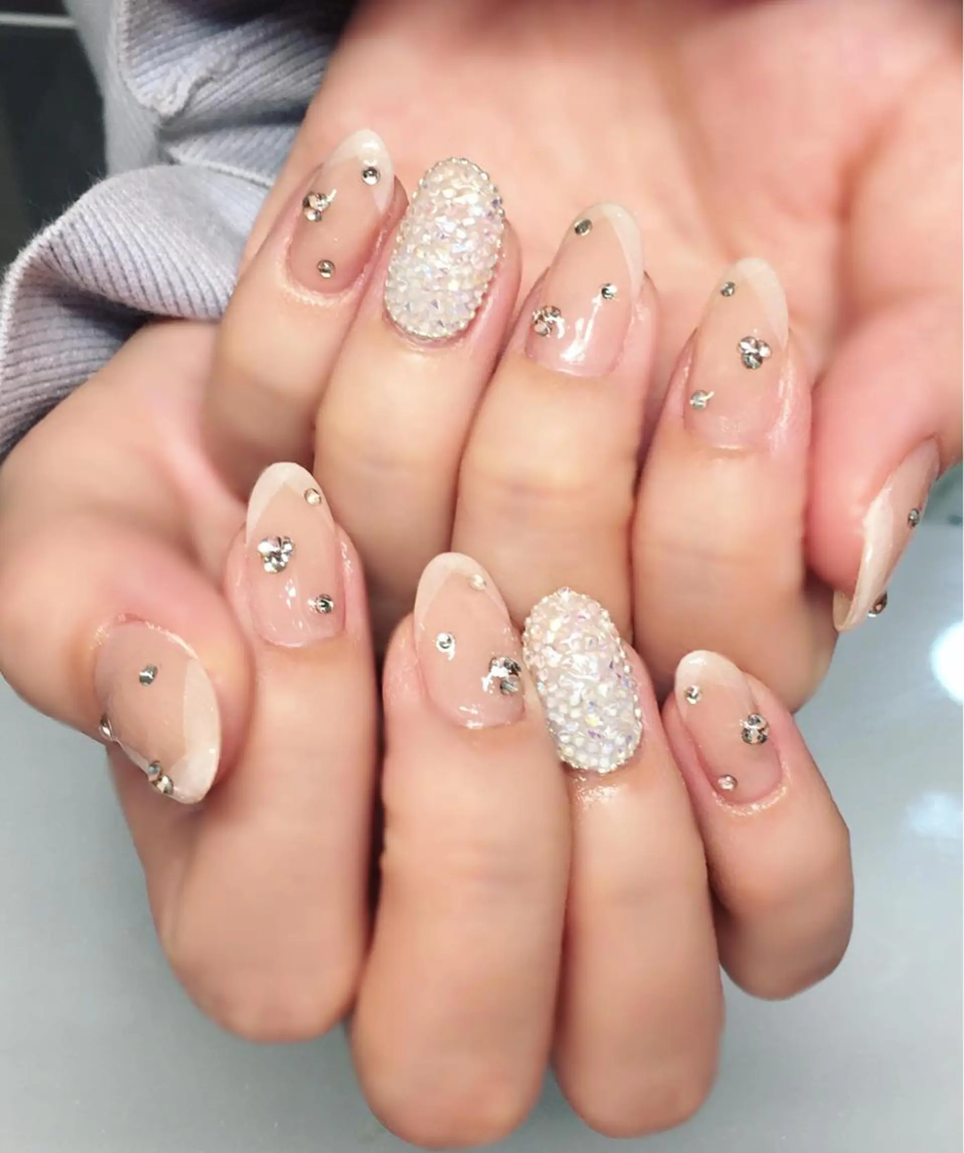 ネイル ジェルネイル キラキラネイル ピンク 春ネイル ストーンネイル Nyanco Nailのネイルデザイン