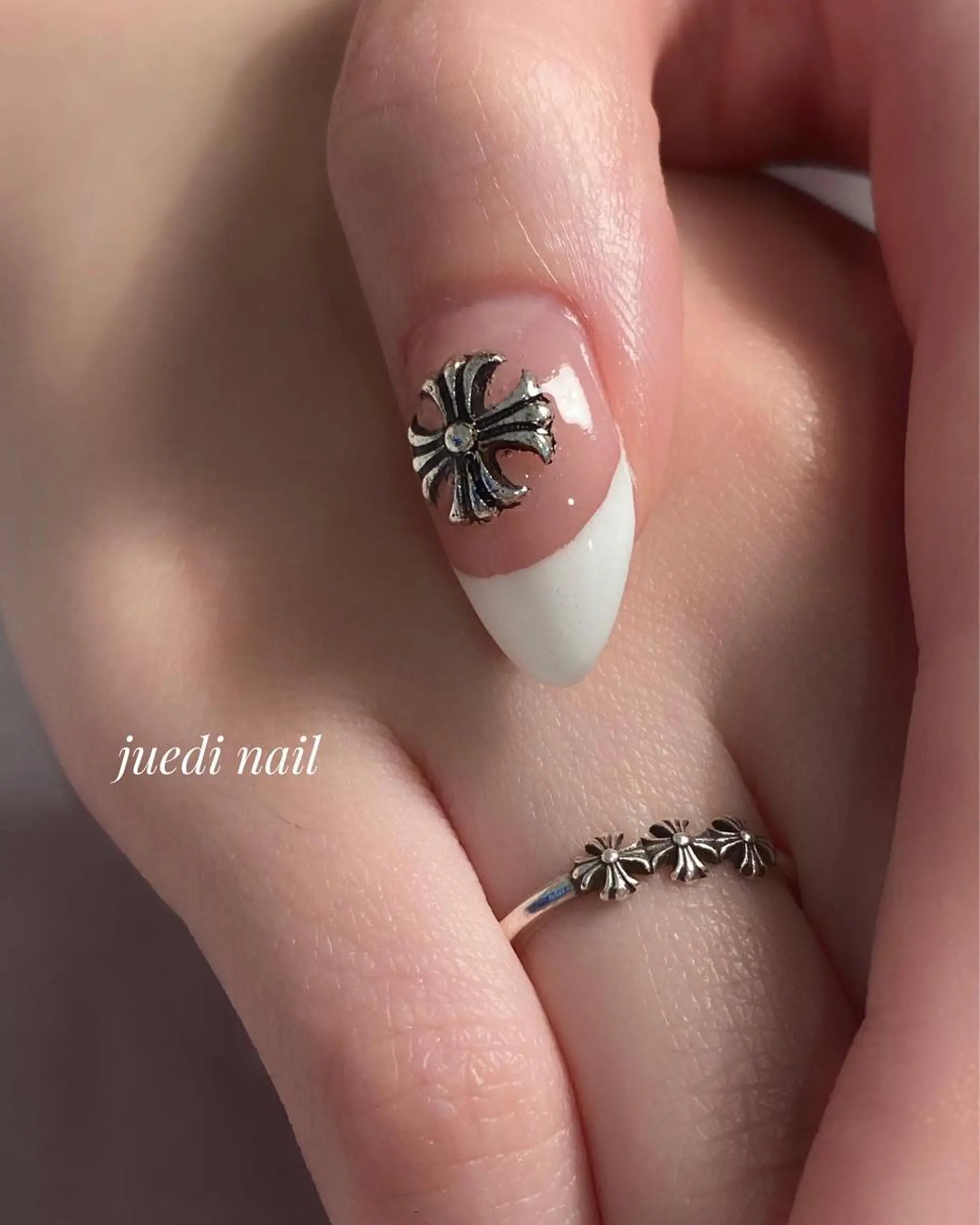 ネイル juedi nail(木曜日のネイル)所属・juedi nail KAORINのネイルデザイン