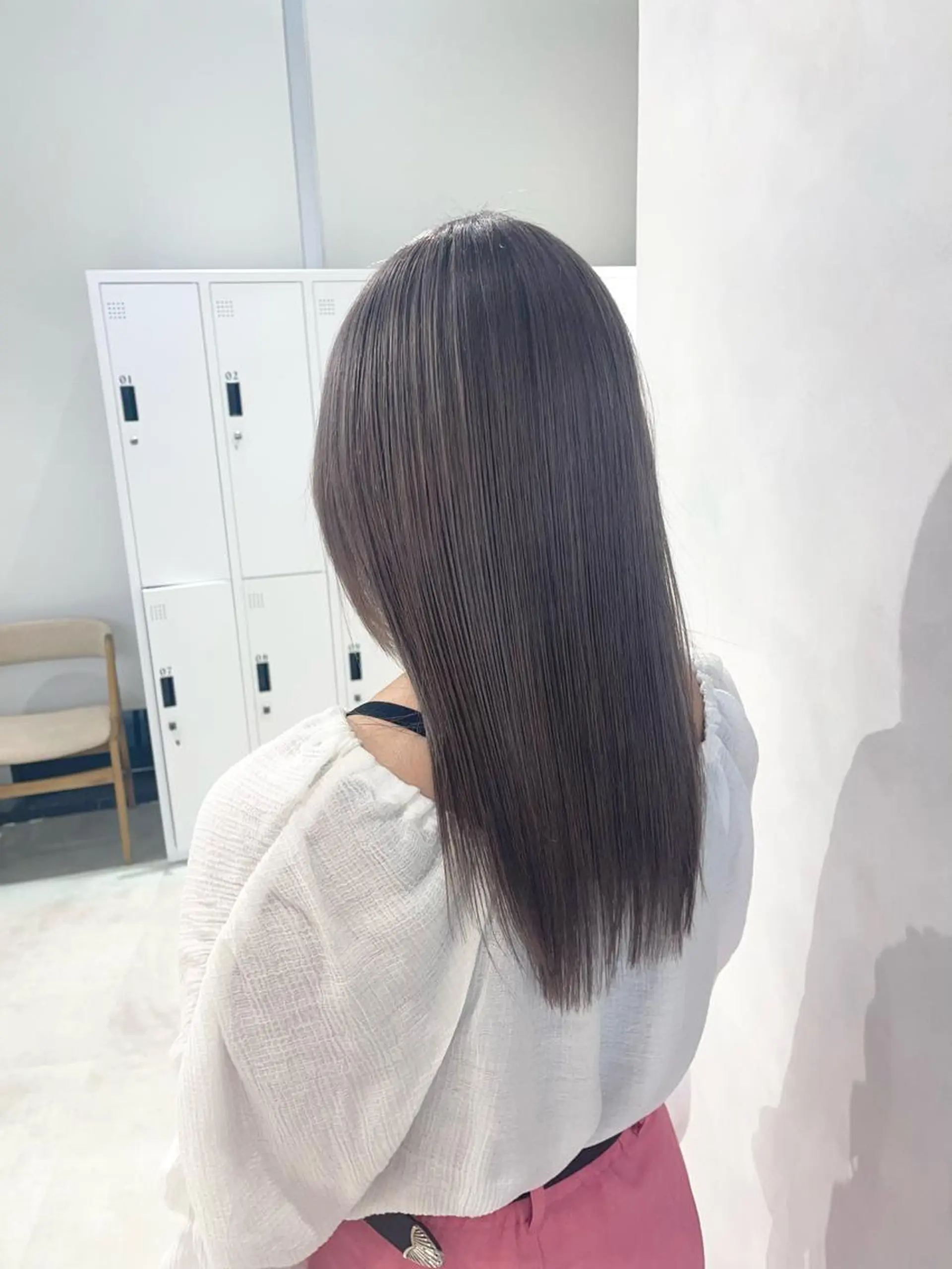 セミロング カラー グレージュ ヘアカラー トリートメント 🦋レイヤーカット ミドリカワ🦋のヘアスタイル