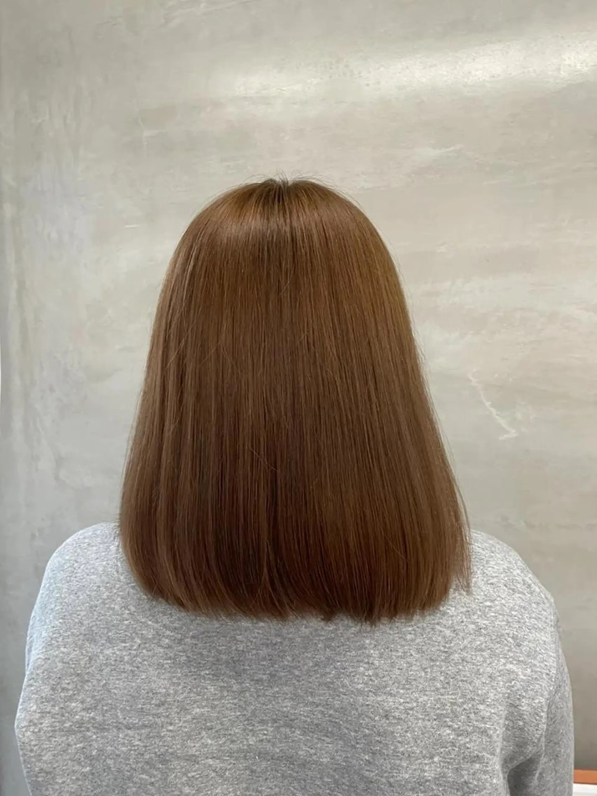 ミディアム カラー ベージュカラー ブリーチ 鶴井 美空のヘアスタイル