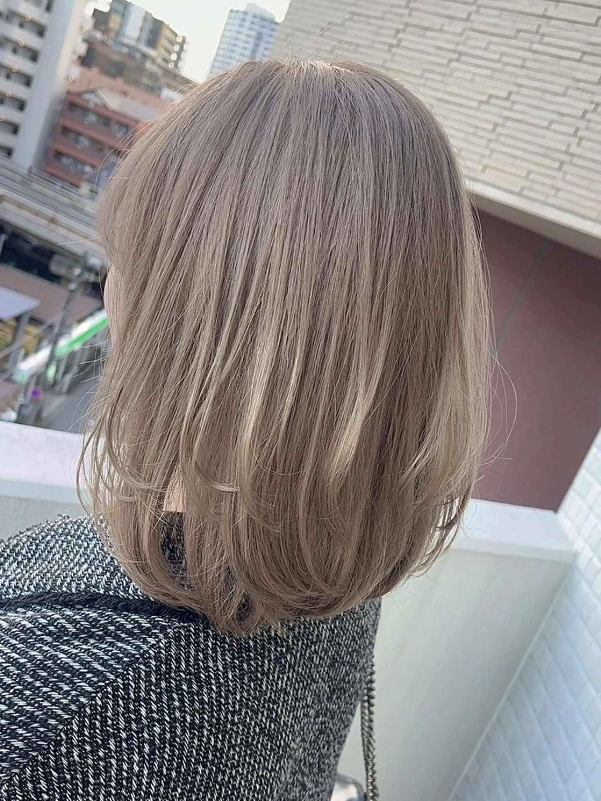 ミディアム カラー ブリーチ ダブルカラー ヘアカラー トリートメント ✨【公式】 juhl.横浜✨のヘアスタイル