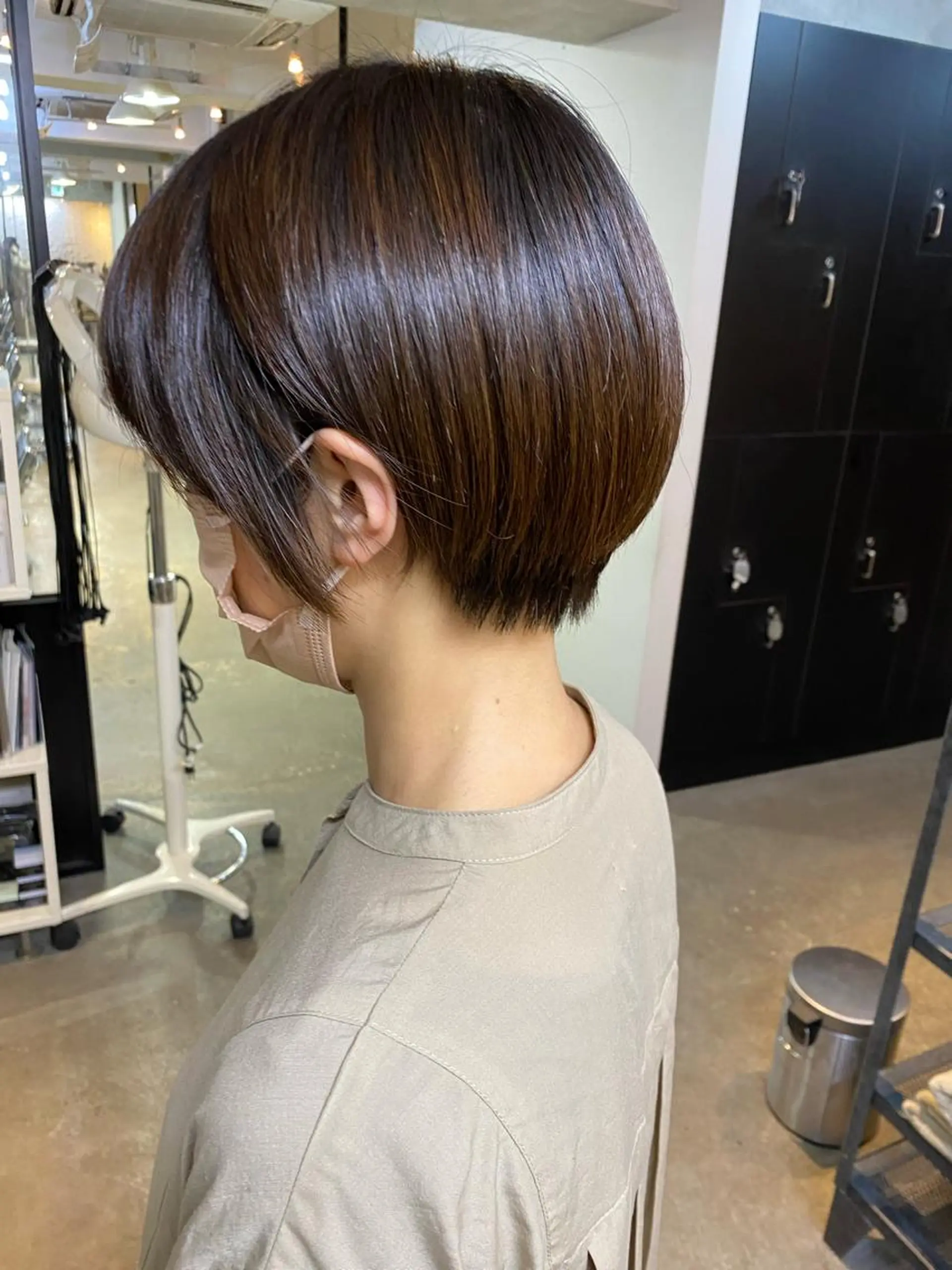 ショート ヘアアレンジ SAKURA表参道所属・切りっぱなしボブ/ デザインカラー店長のヘアスタイル