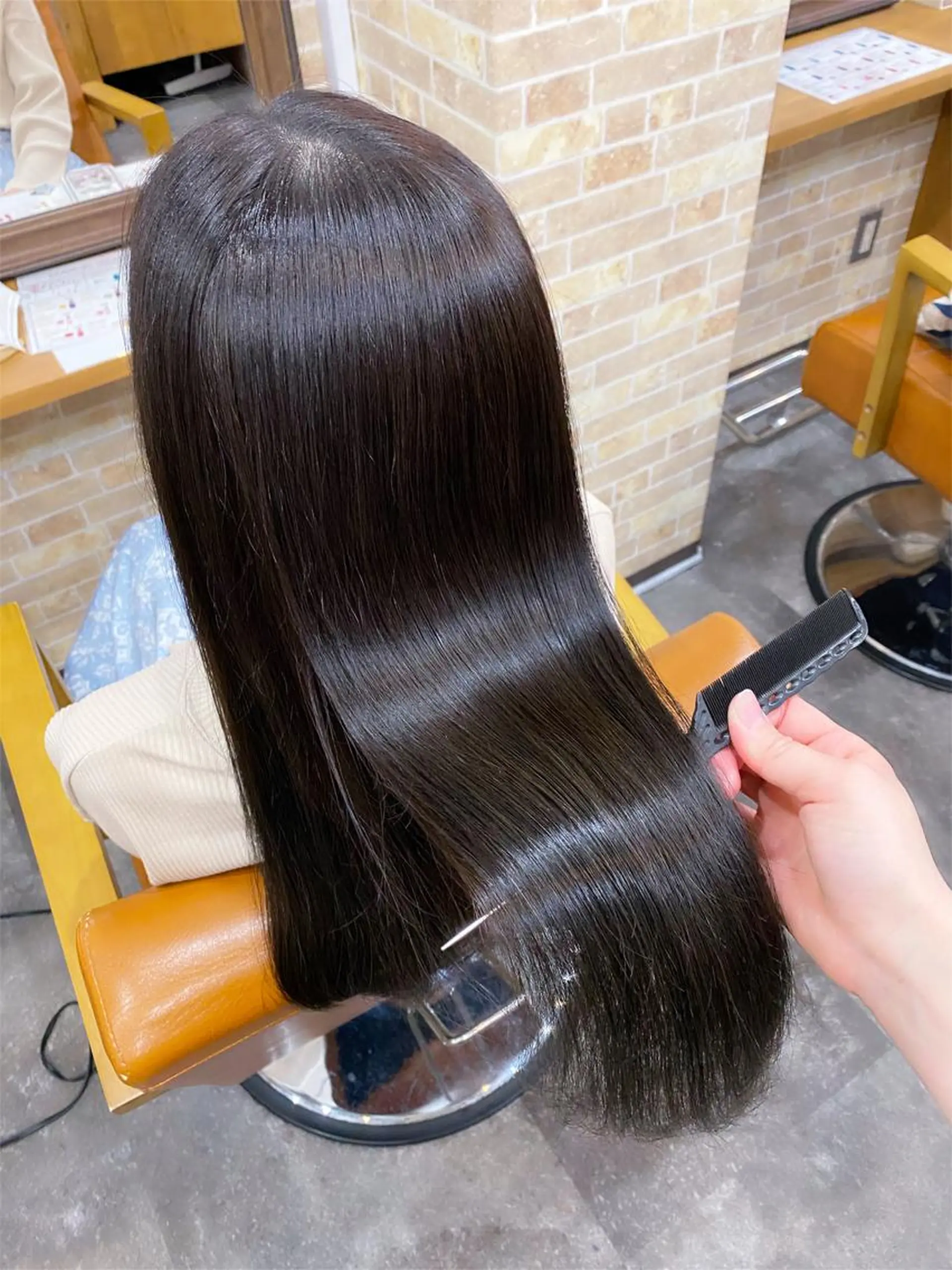 セミロング 美髪ヘア 🤍erikaのヘアスタイル