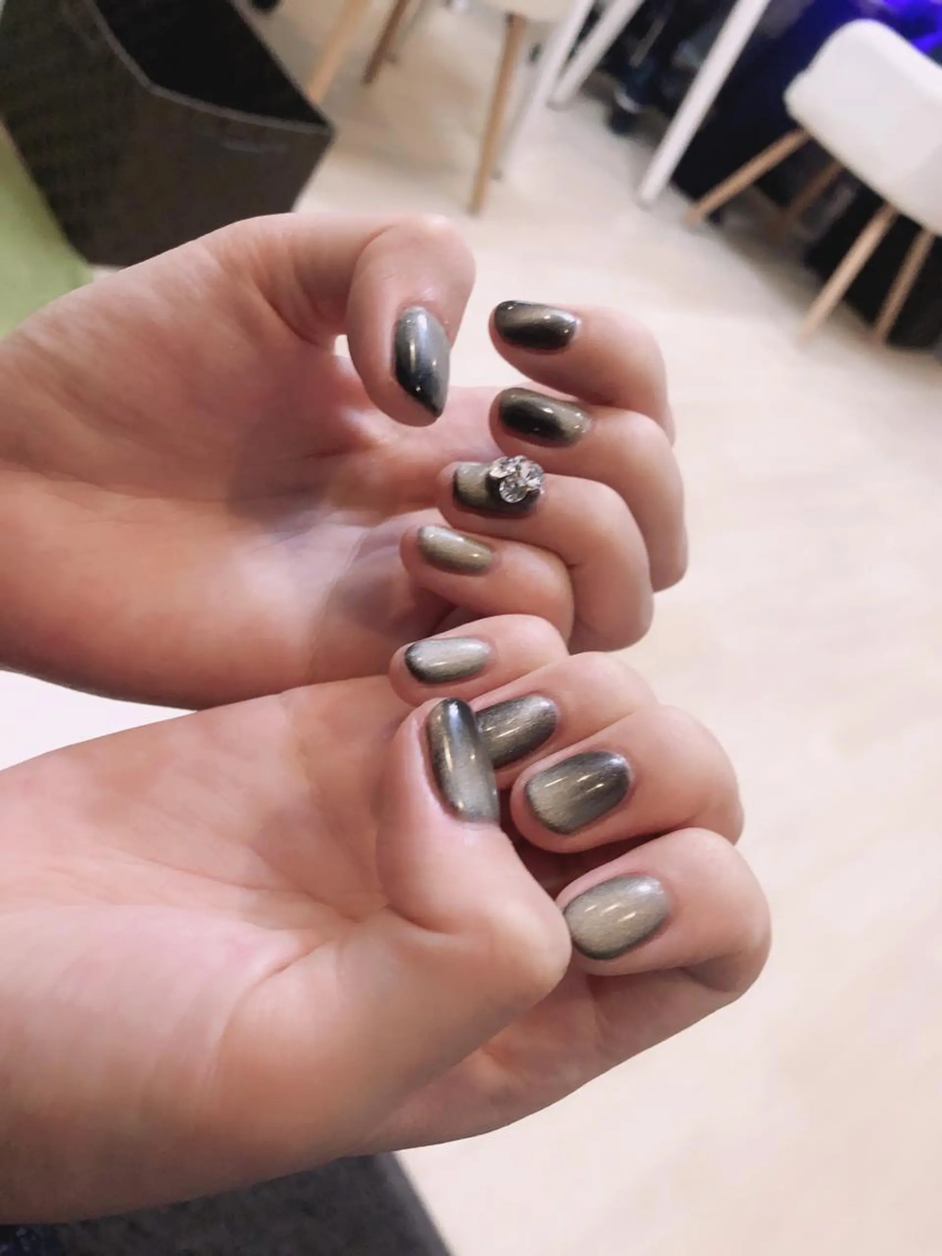 ネイル マグネットネイル Fairyフェアリーネイルサロン所属・Fairy フェアリーネイルのネイルデザイン