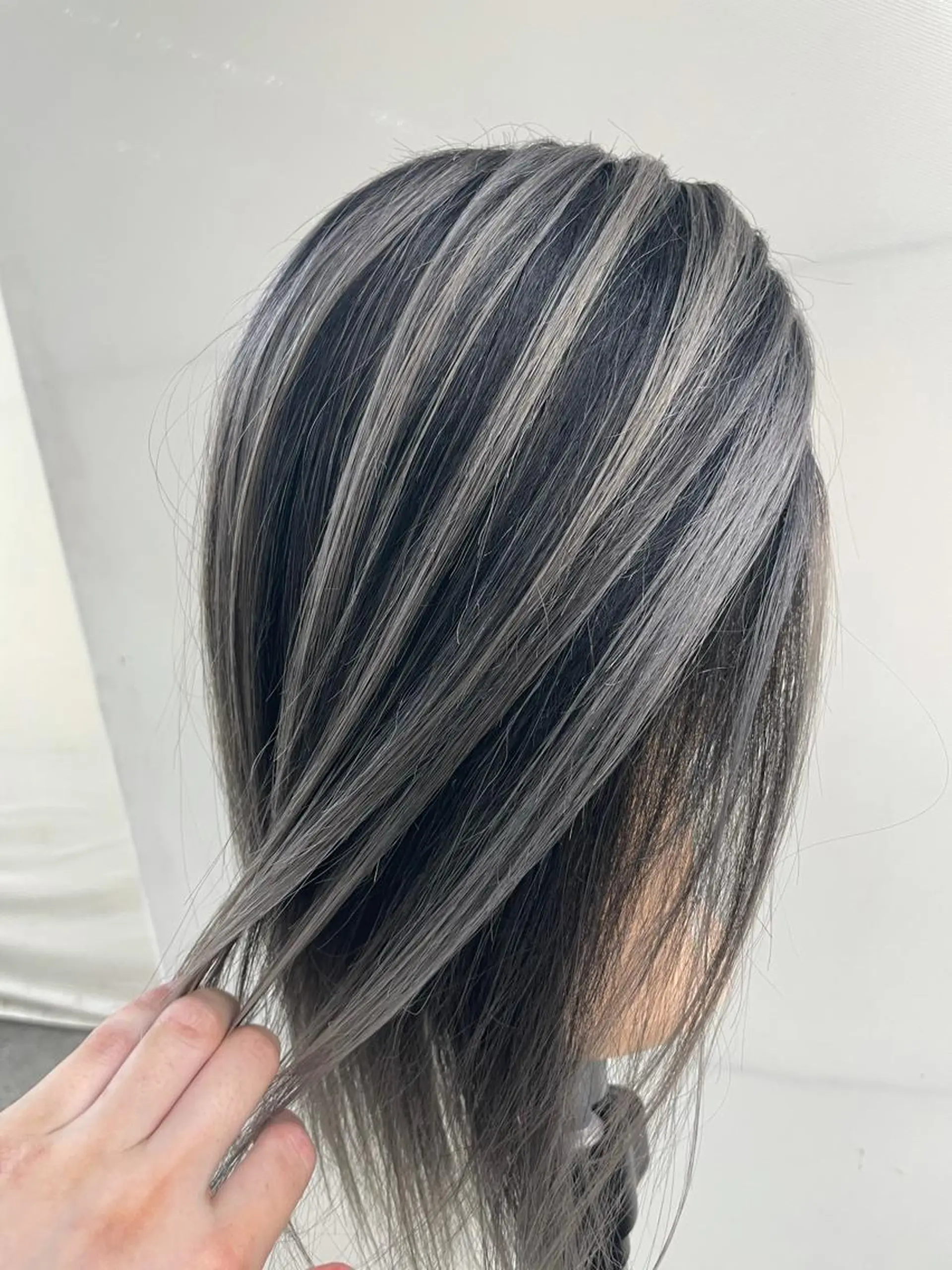 セミロング カラー バレイヤージュ ブリーチ ケアブリーチ レイヤーカット トリートメント レイヤーカット💖 Kaedeのヘアスタイル