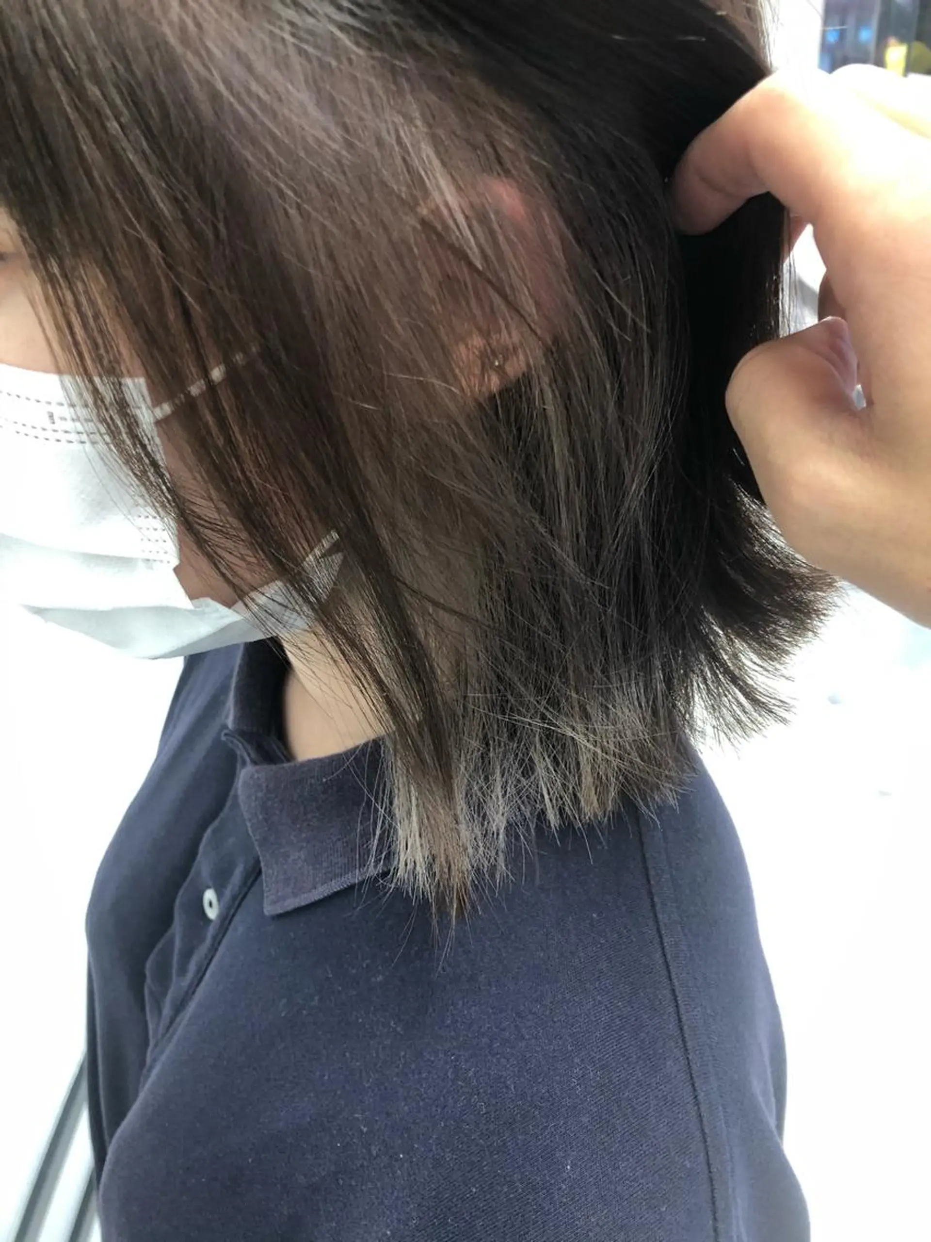カラー インナーカラー レイヤーカット 早崎太生のヘアスタイル