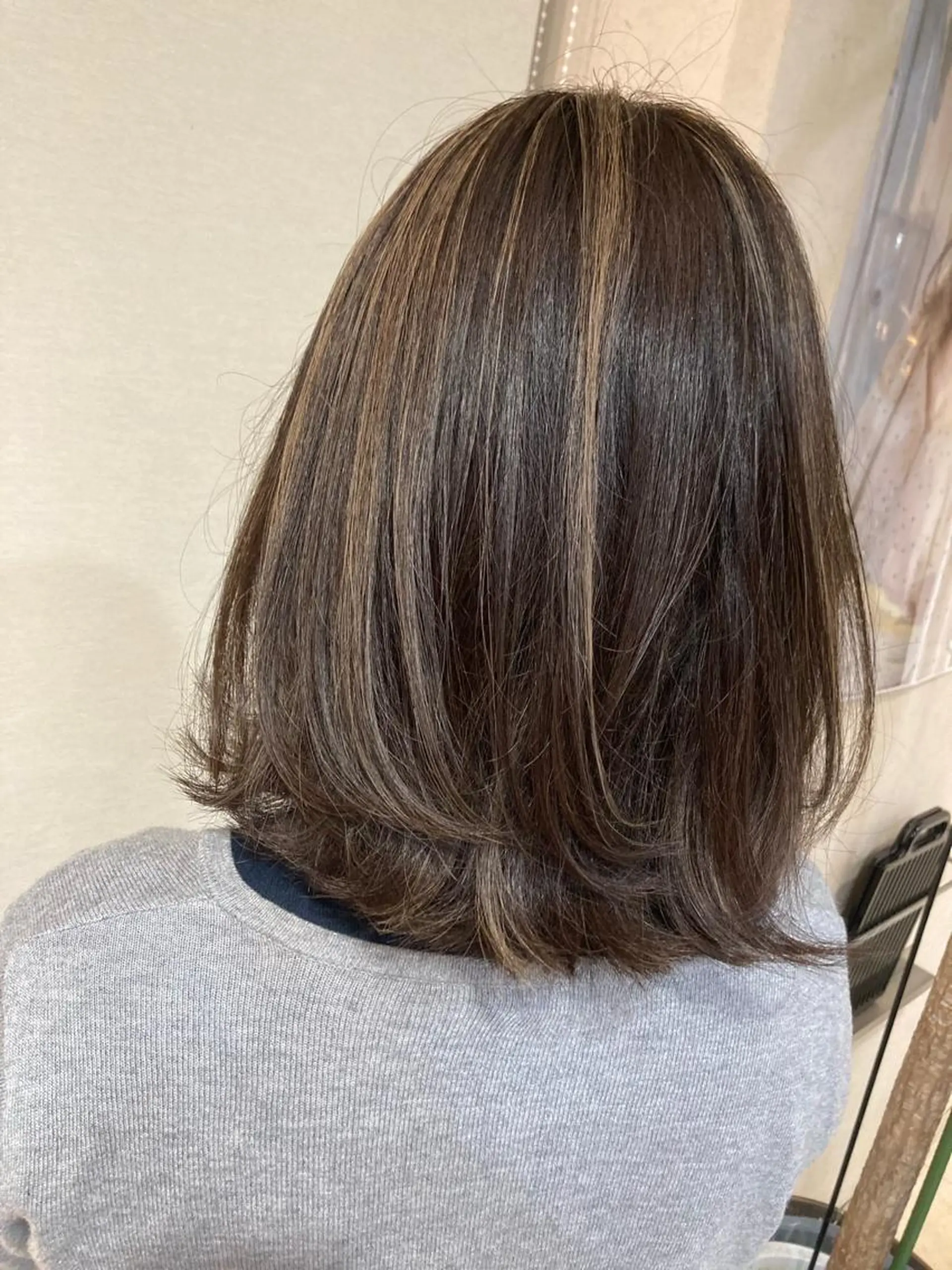 ミディアム カラー ハイライトカラー ハイライト 髪質改善/透明感 カラー/内藤有須加のヘアスタイル