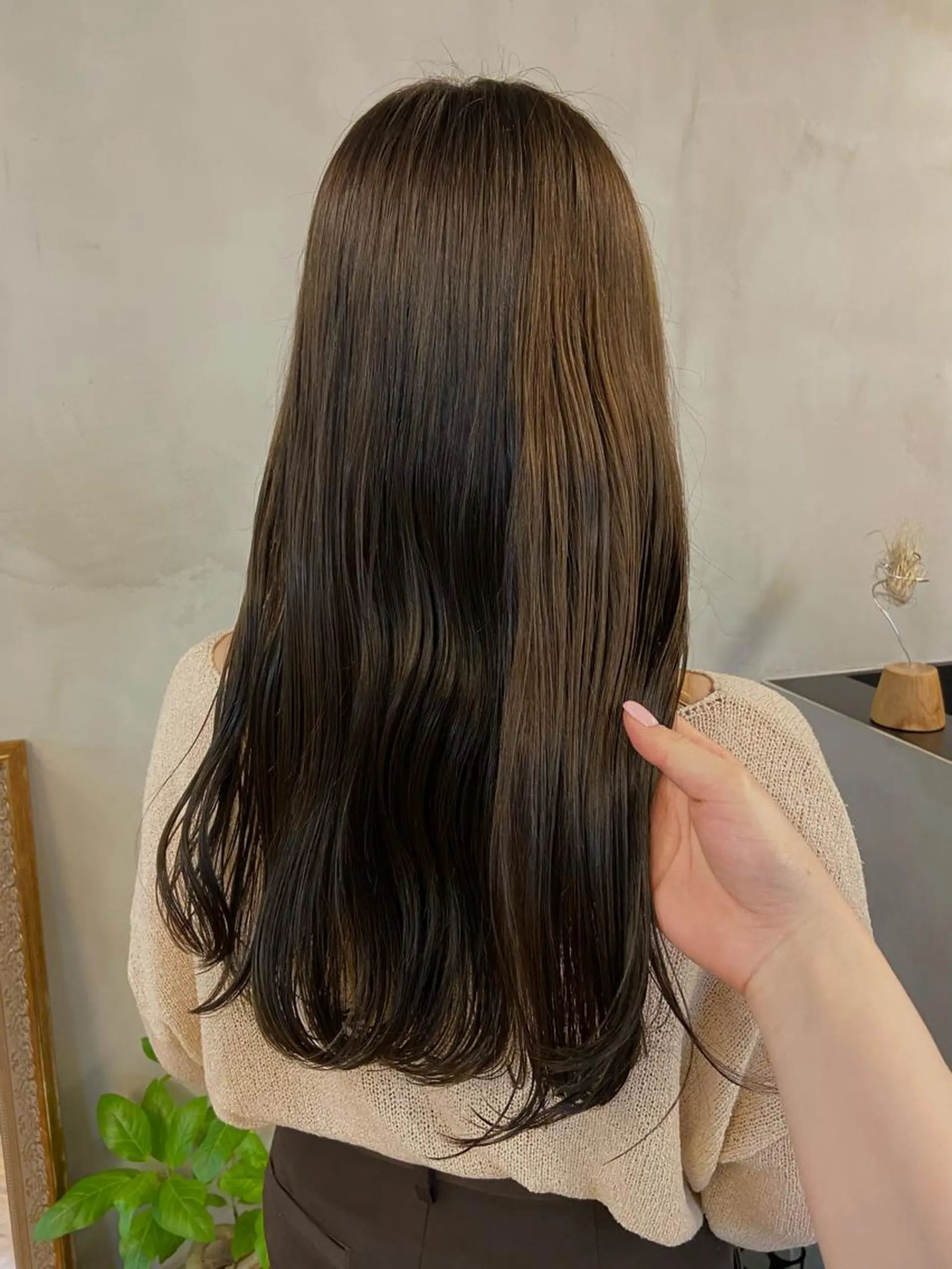 ロング カラー 透明感カラー グレージュ ヘアカラー トリートメント mana／Wカラー／ ブリーチなし暖色のヘアスタイル