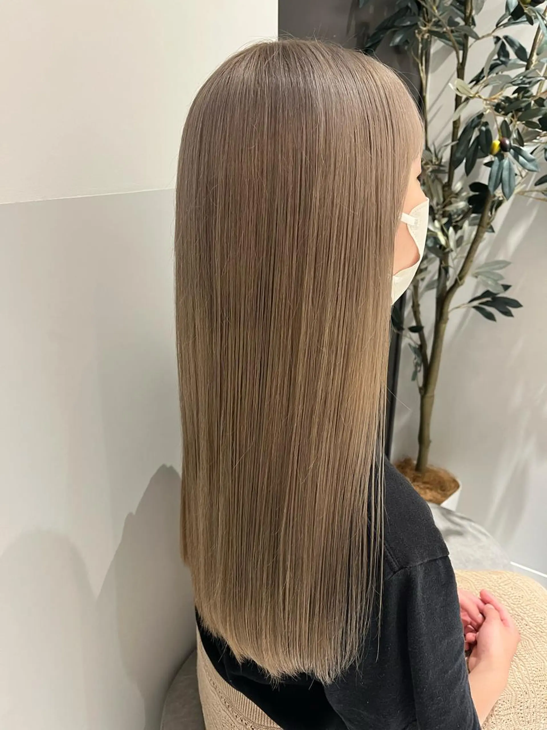 ロング カット ヘアカラー トリートメント aoi ♡グレージュ ・ベージュカラーのヘアスタイル