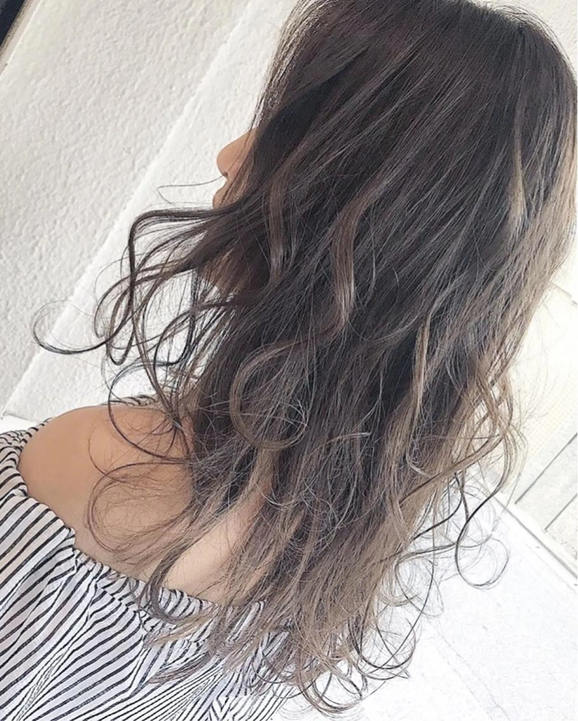 セミロング カット Musiiik hairのヘアスタイル