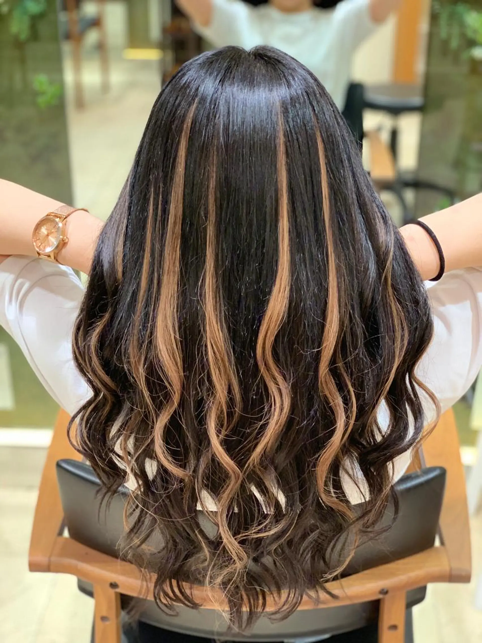 ロング シールエクステ エクステ ハイライト カット エクステ ReHyd BEAUTÉ salon&store 心斎橋店所属・❤️MASAKO❤️ 🌸🩷エクステ🩷のヘアスタイル