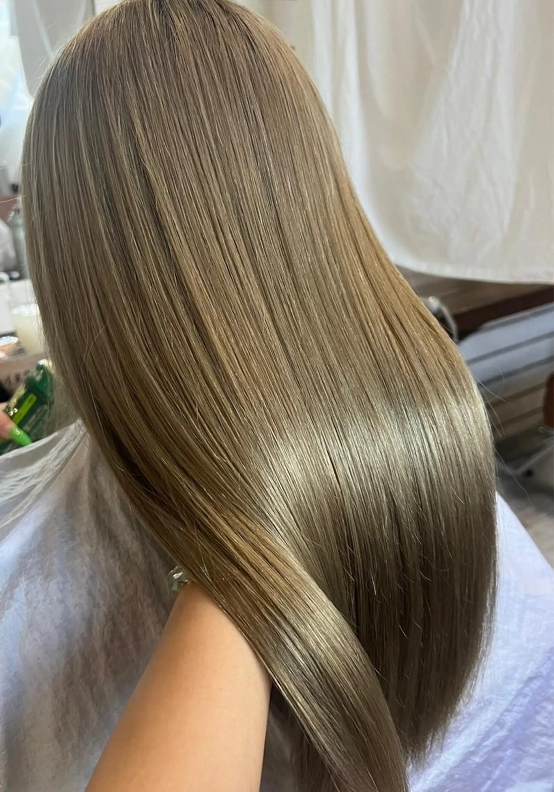 ロング ヘアカラー トリートメント cocoluana(ココルアナ)所属・韓国風ヘア専門 🇰🇷Noaのヘアスタイル