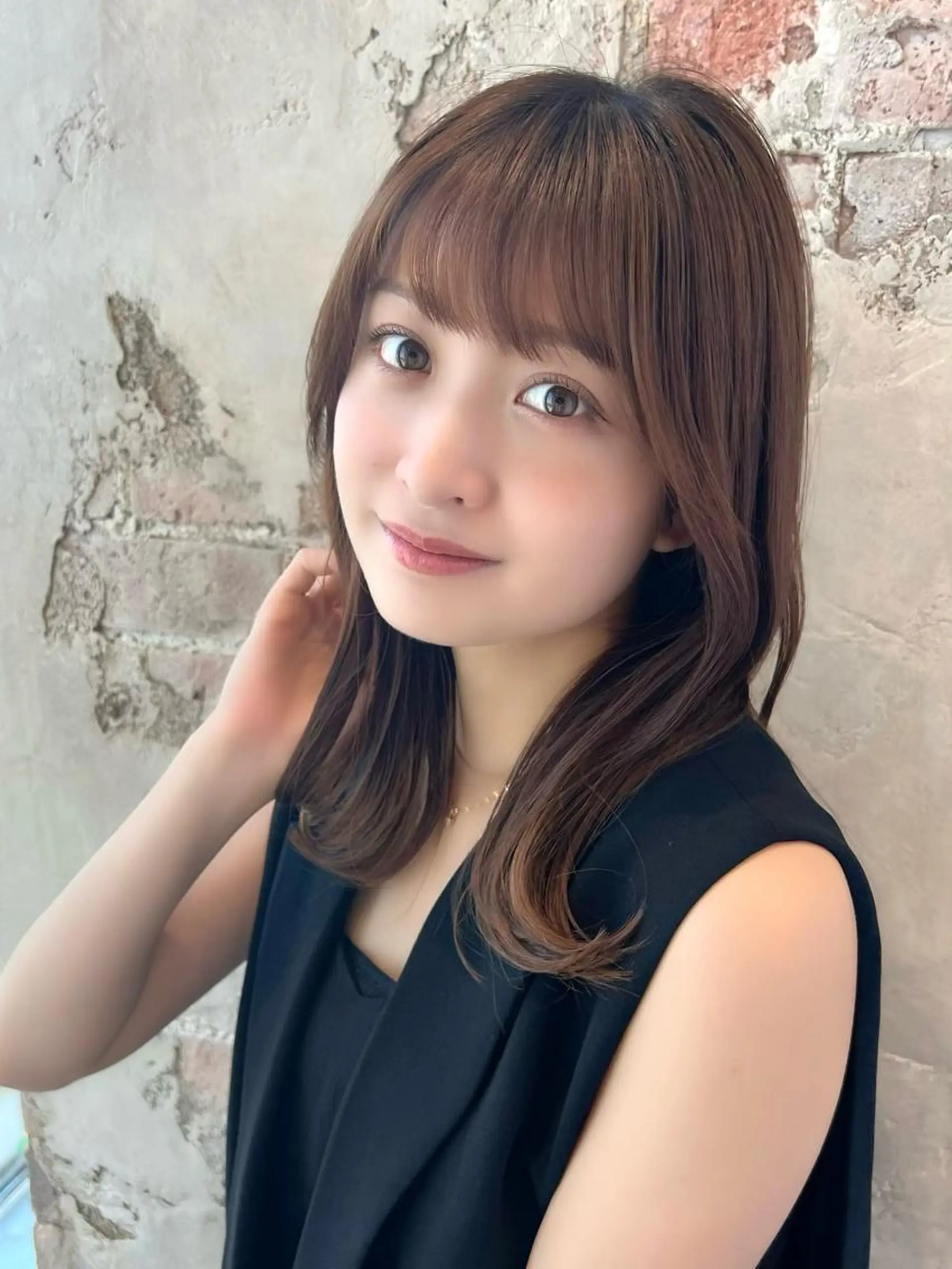 セミロング カラー ベージュカラー ブラウンカラー くびれヘア 髪質改善 縮毛矯正 カット ヘアカラー トリートメント 🧡くびれヘア/前髪 顔周り🧡久原結衣のヘアスタイル