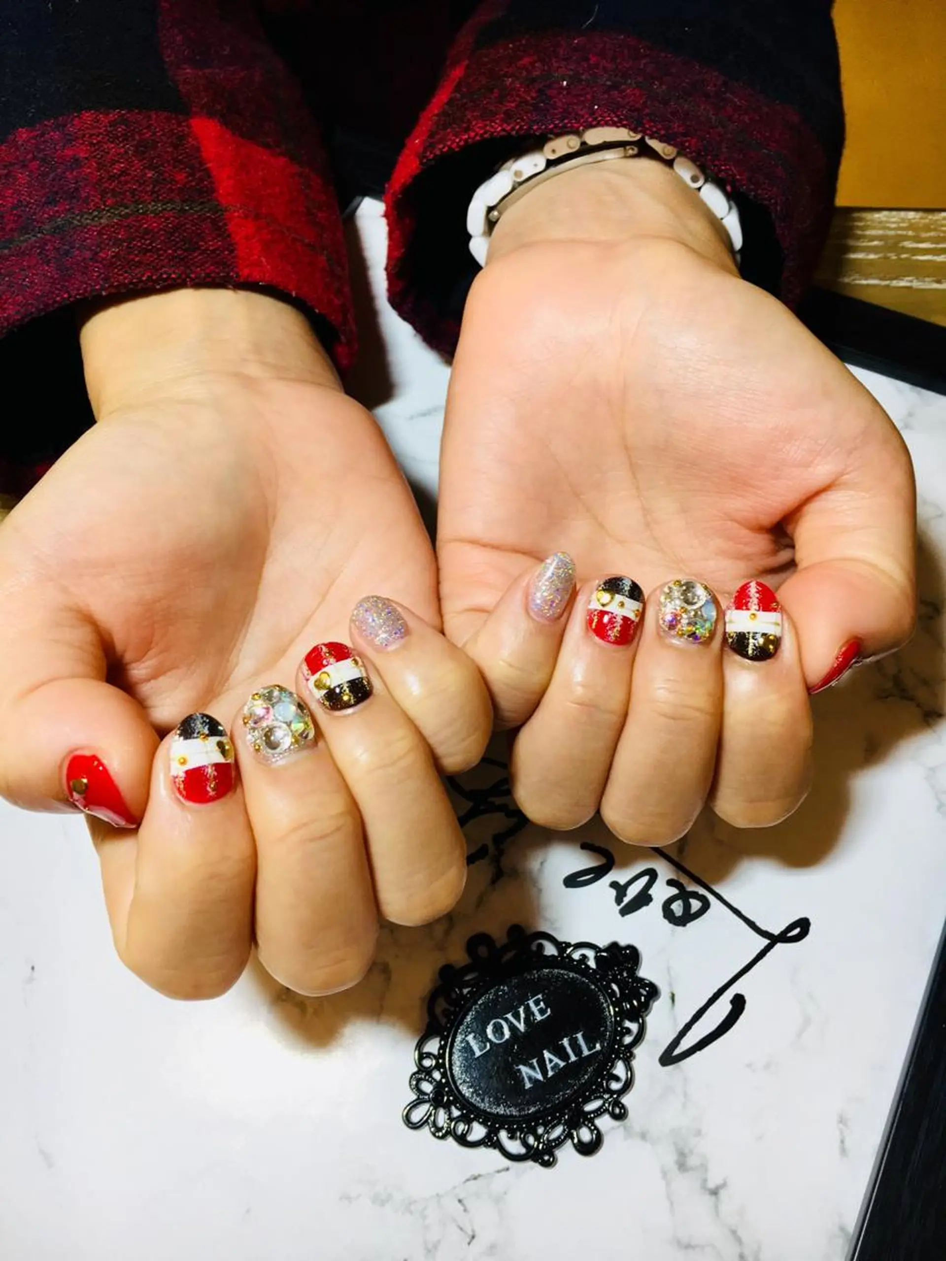 ネイル 持ち込み ハンドネイル LOVE NAIL 💕Sonoのネイルデザイン