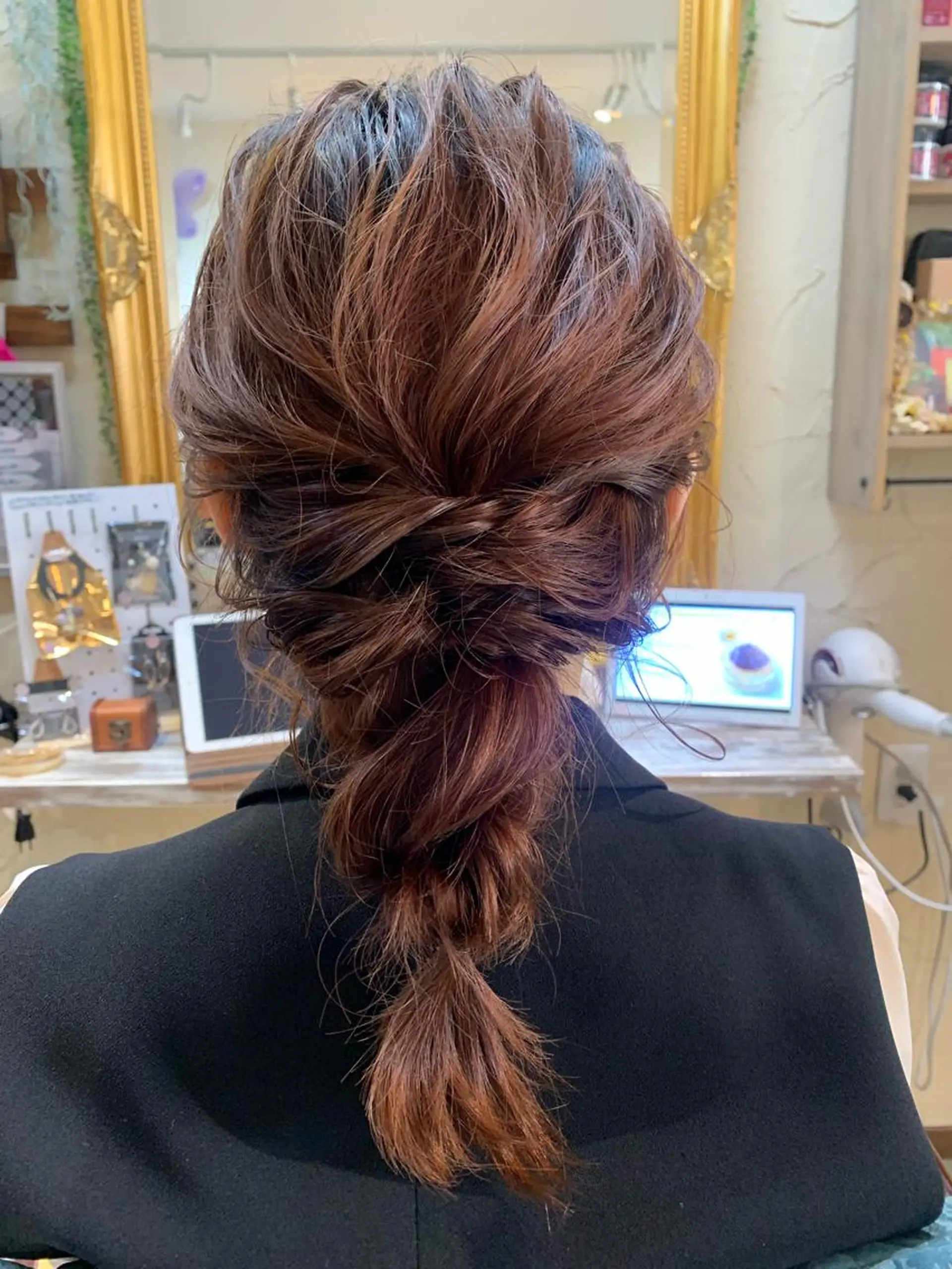 ミディアム ヘアアレンジ ヘアセット 林 友美のヘアスタイル