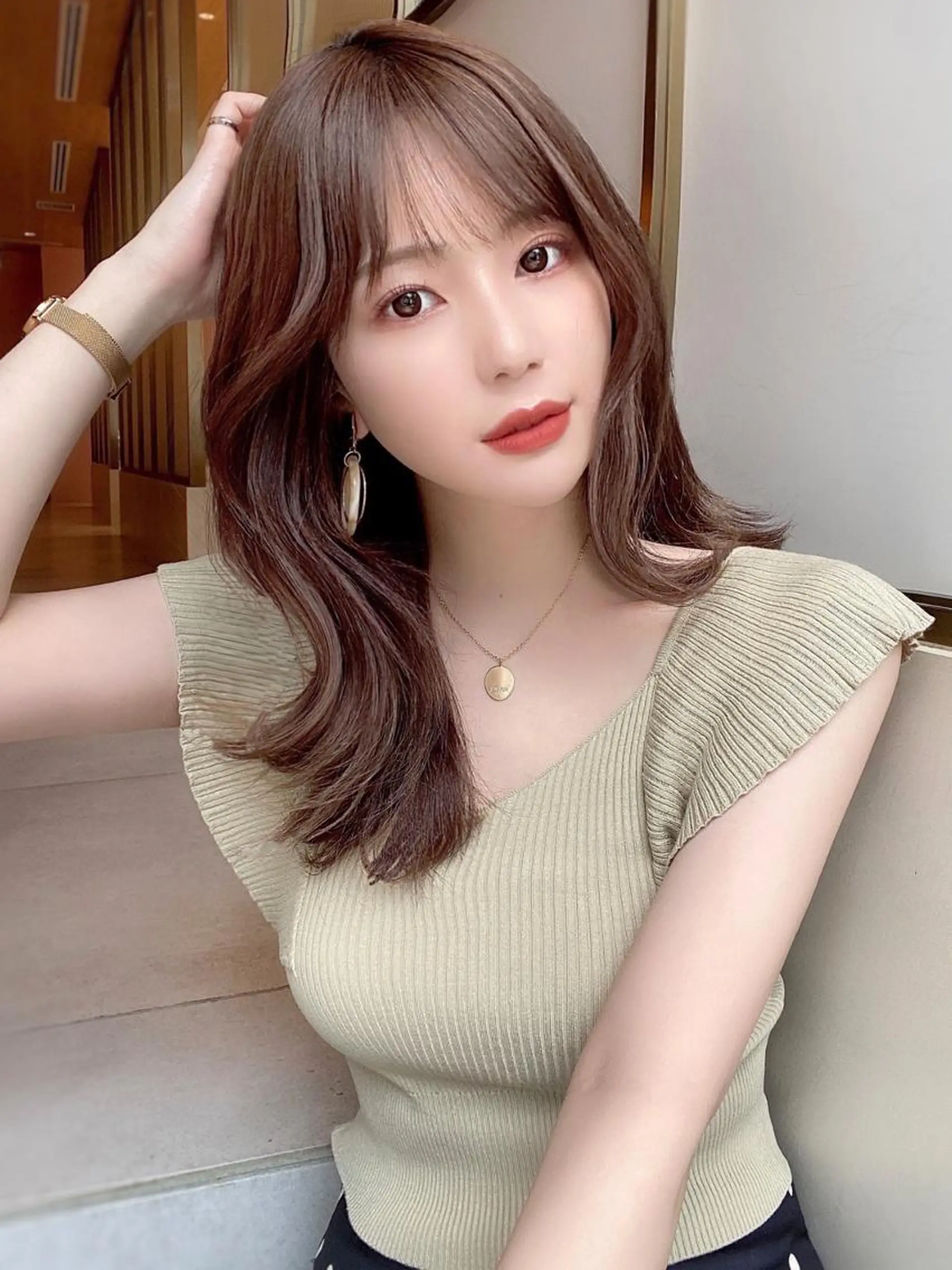 ミディアム ボブ くびれヘア 韓国風ヘア 小顔カット 韓国ヘア🇰🇷髪質 改善たけるのヘアスタイル