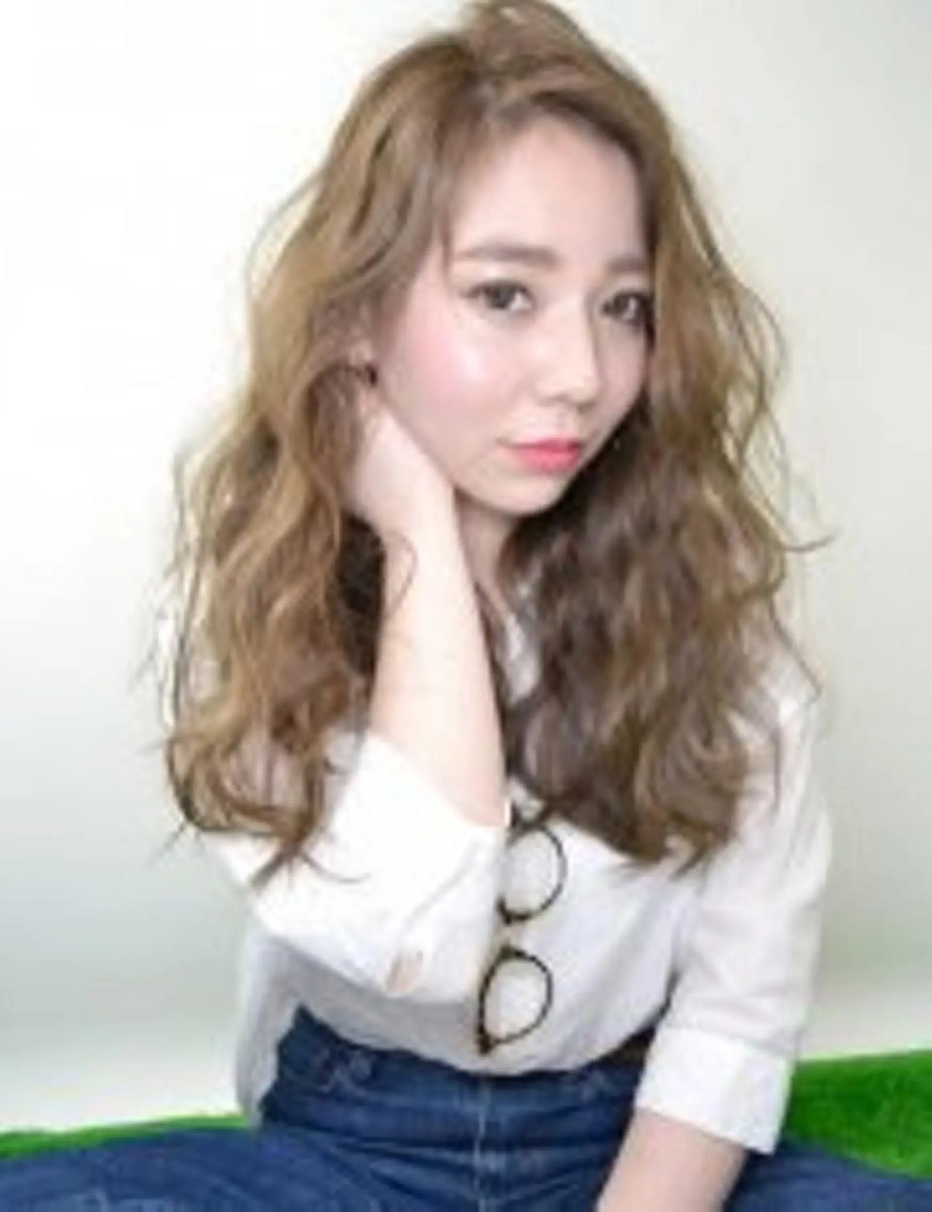 カラー マツエク・マツパ 木崎 竜平のヘアスタイル