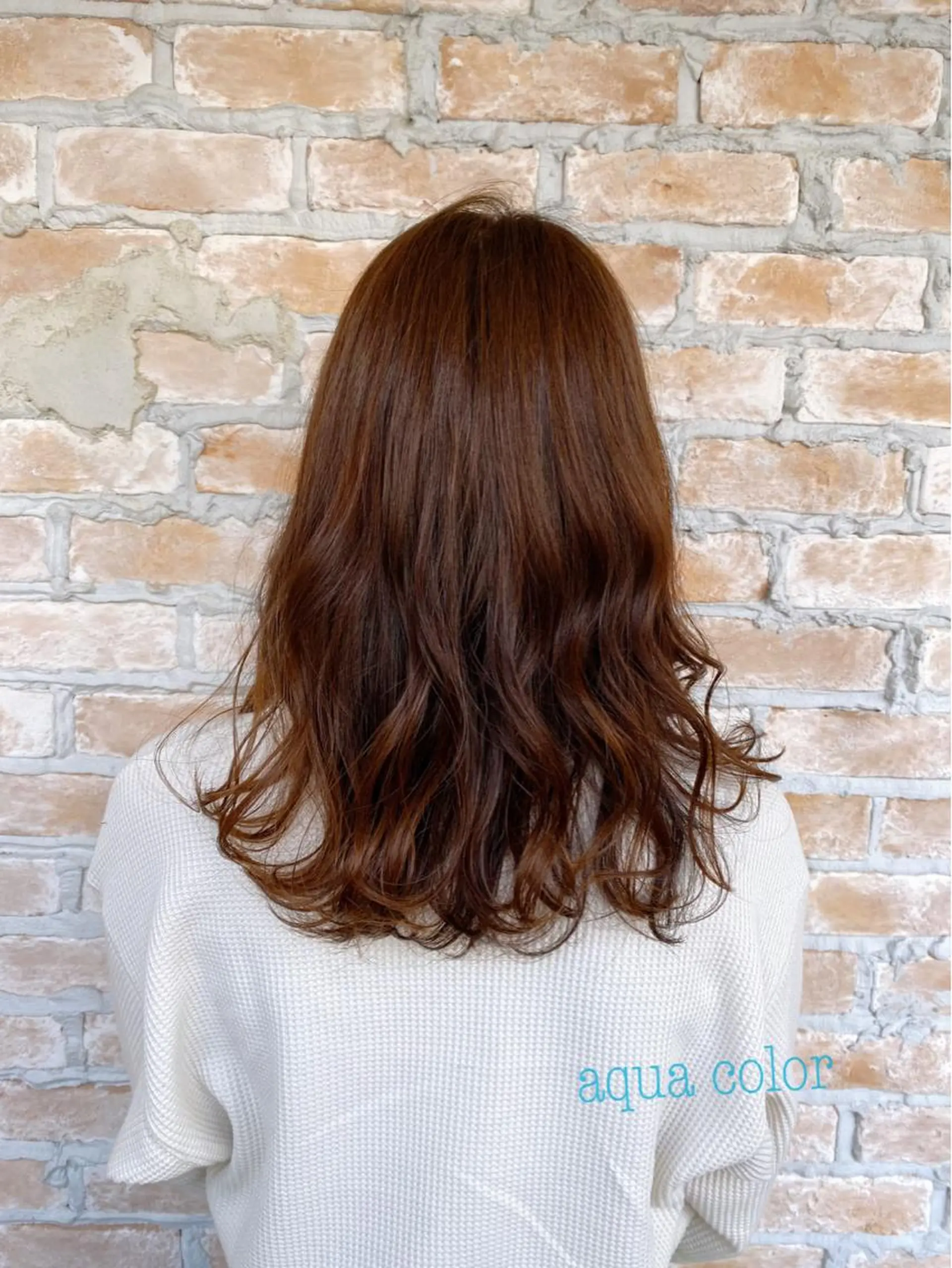 セミロング 伊藤 康乃のヘアスタイル