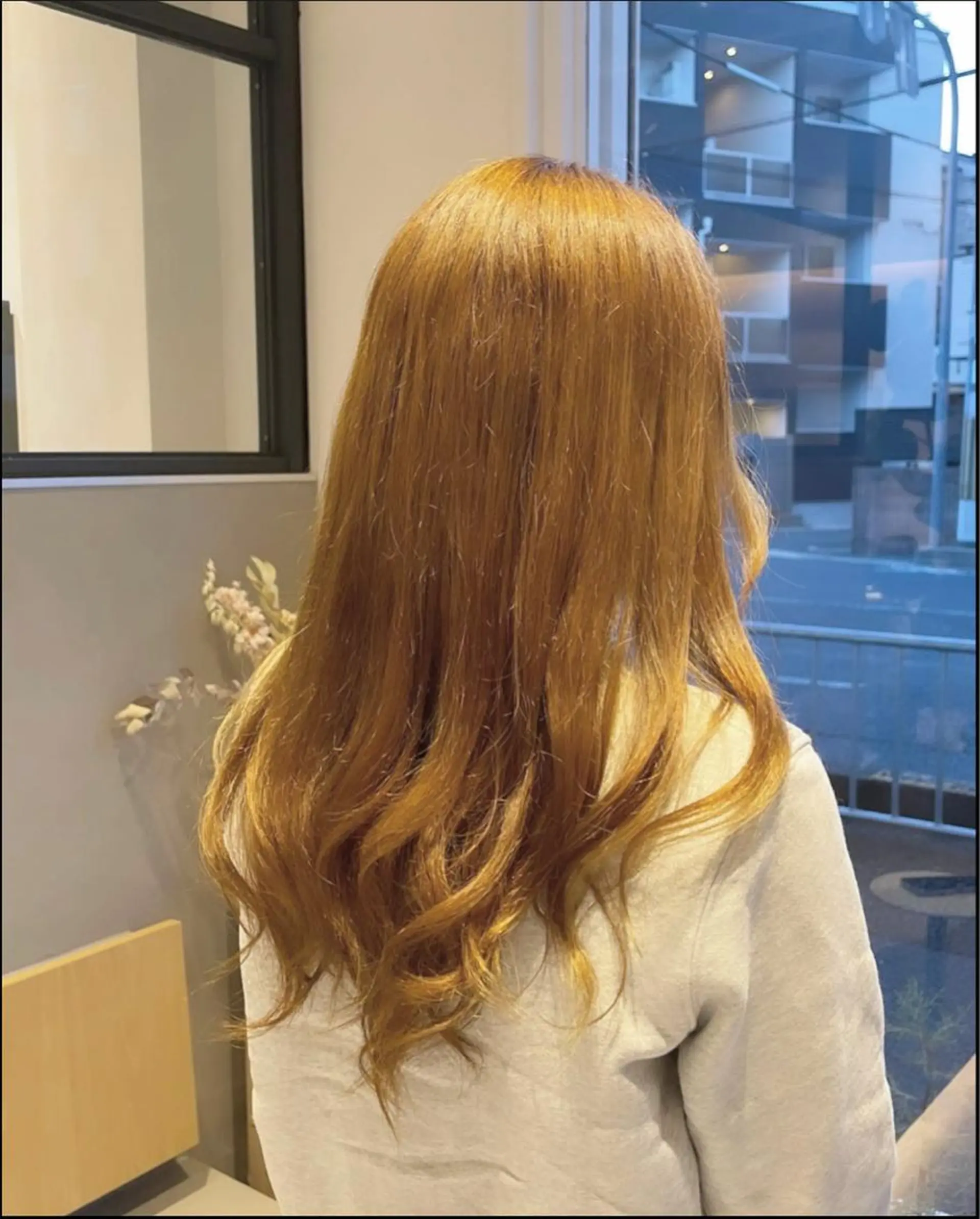 ロング カラー Le rond所属・透明感艶カラー 城間晴人のヘアスタイル